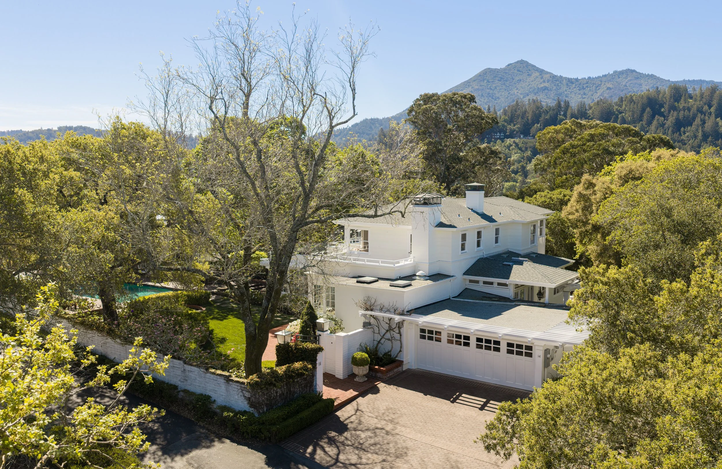 14 Skyland Way, Ross For Sale by Barr Haney & Whitney Potter | Own Marin | Marin County Top Realtors | Marin County's #1 Real Estate Team2026-03-18 at 3.19.42 PM 3.jpg