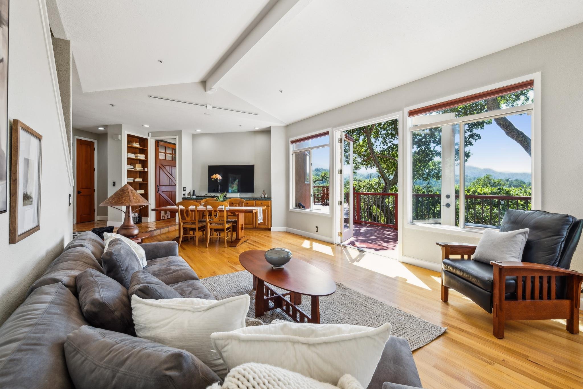 180 El Cerrito Ave, San Rafael For Sale by Whitney Potter | Own Marin | Marin County Top Realtors | Marin County's #1 Real Estate Team2026-03-18 at 4.16.50 PM 18.web.jpg