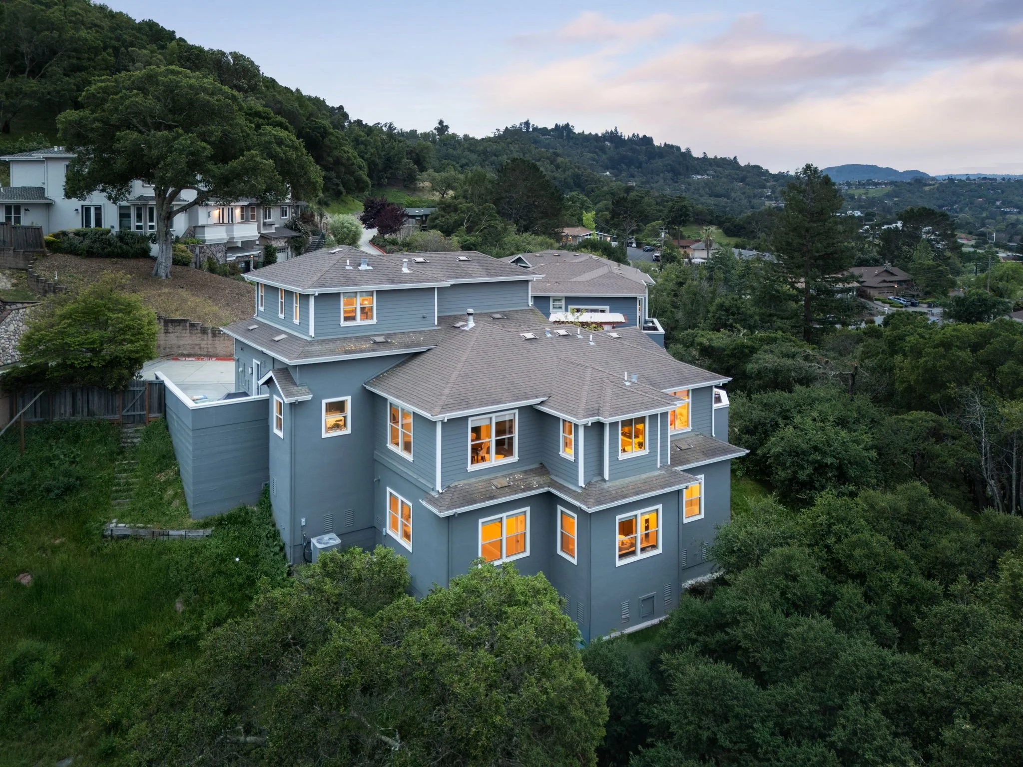 11 Edgehill Way, San Rafael For Sale by Nick Svenson & Miles Daly | Own Marin | Marin County Top Realtors | Marin County's #1 Real Estate Team2026-04-02 at 9.33.23 AM 4.jpg