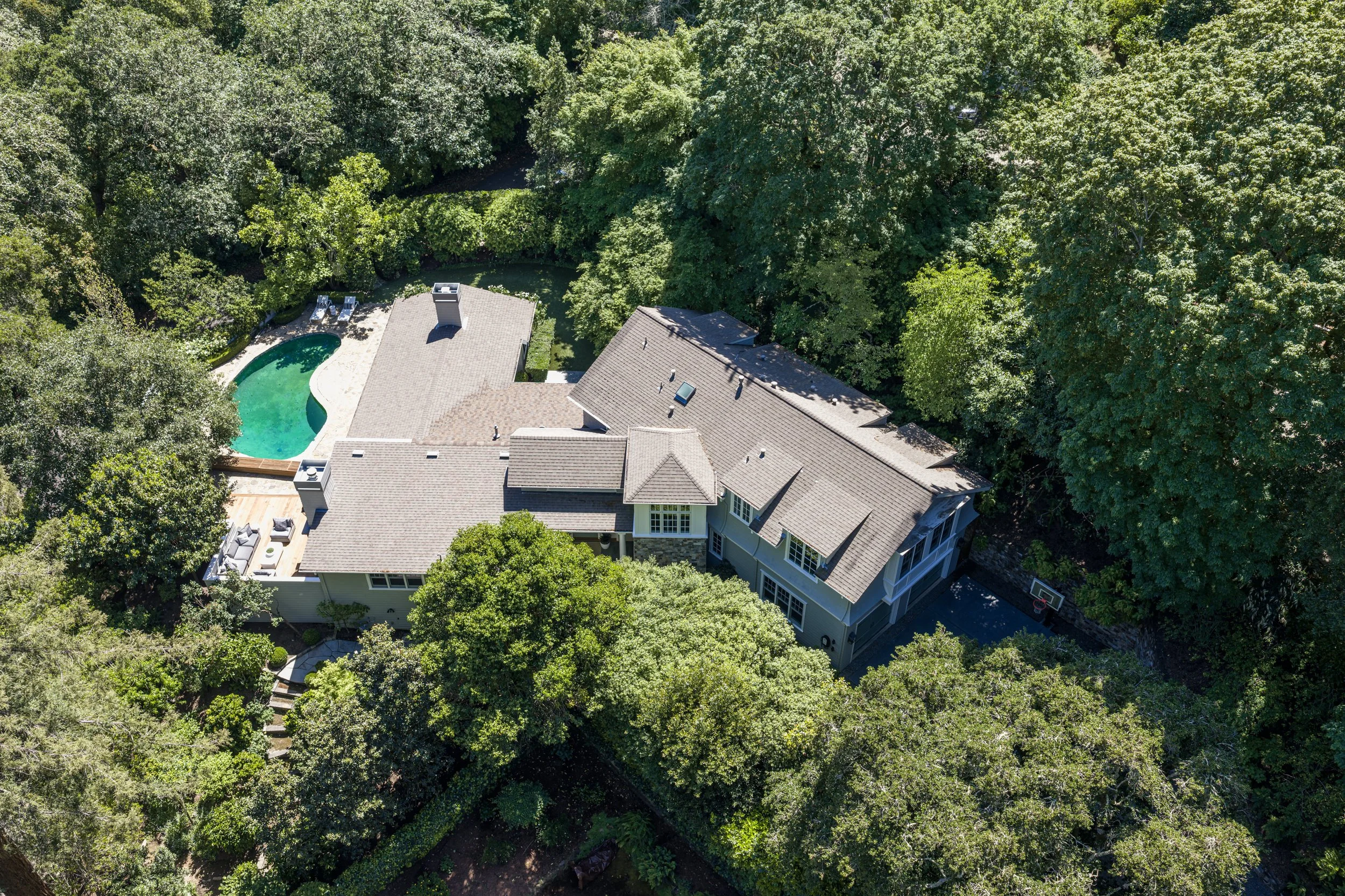 19 Woodside Way, Ross For Sale by Barr Haney | Own Marin | Marin County Top Realtors | Marin County's #1 Real Estate Team2026-04-22 at 12.32.39 PM 31.jpg