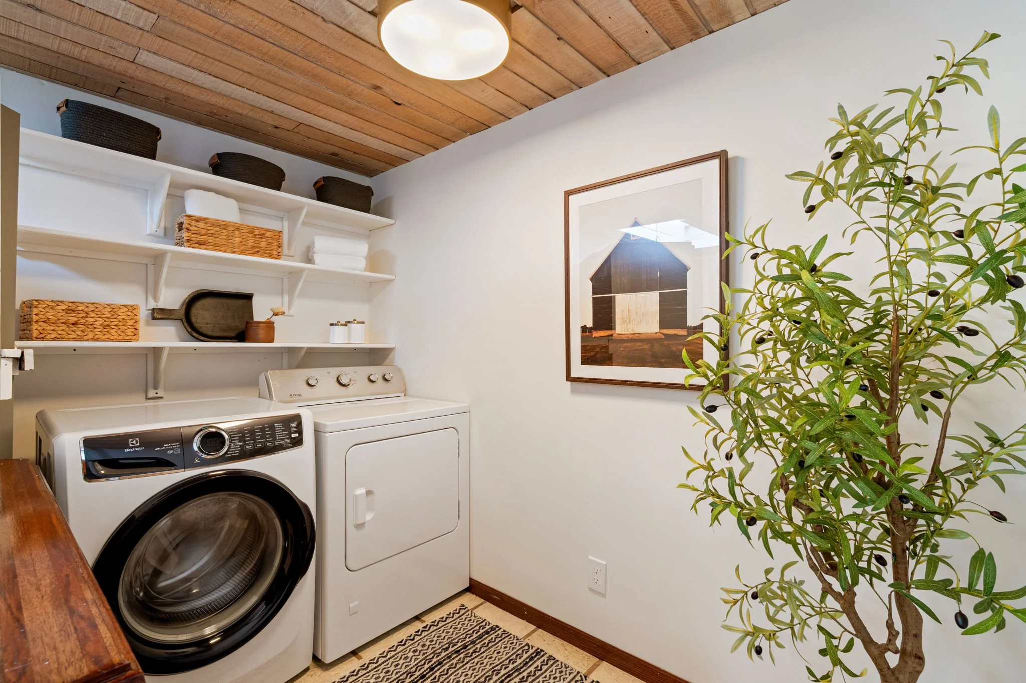 53 Sir Francis Drake Blvd, Ross For Sale by Whitney Potter | Own Marin | Marin County Top Realtors | Marin County's #1 Real Estate Team2026-04-27 at 8.21.11 AM 23.jpg