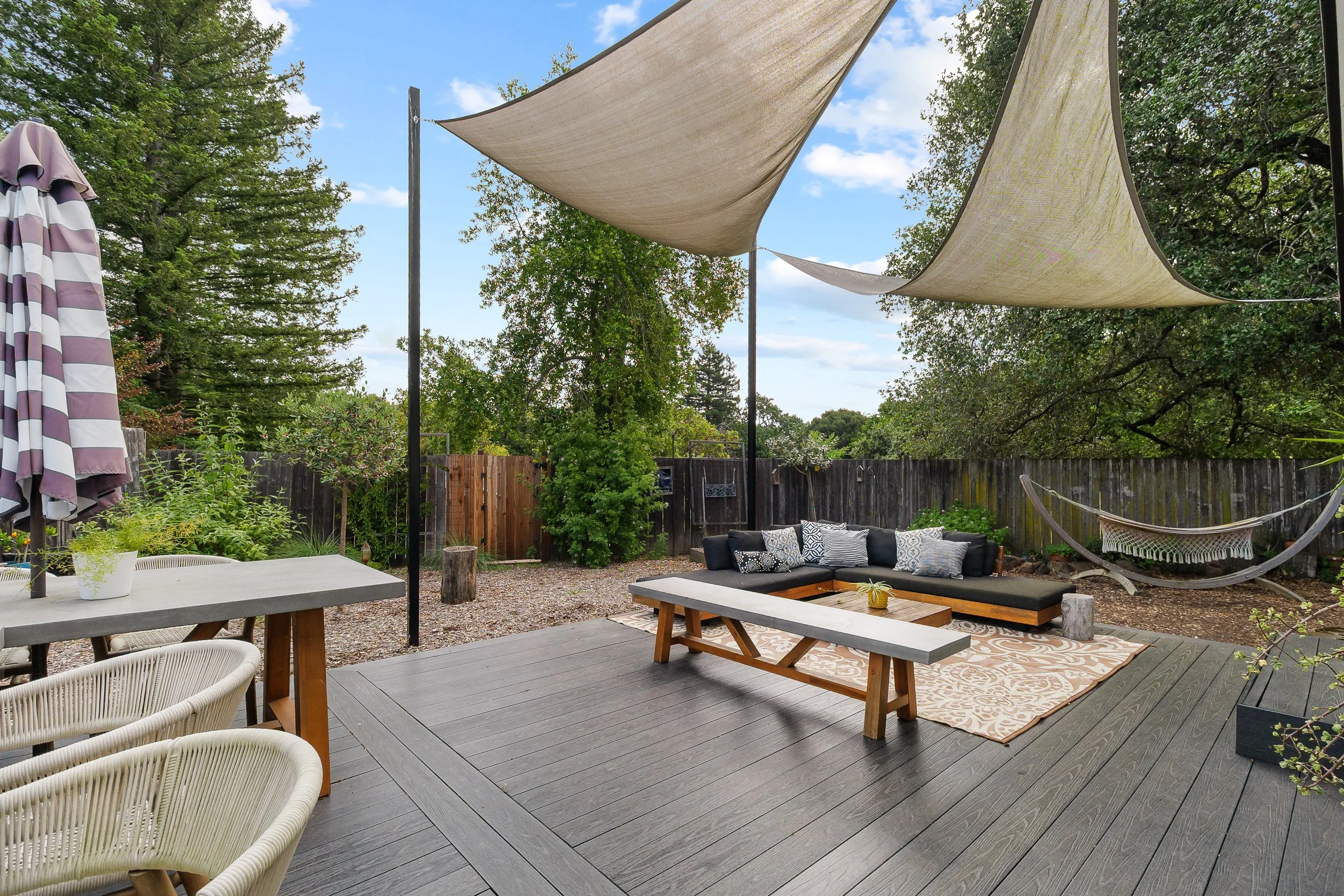 104 Lobo Vista-31.jpg