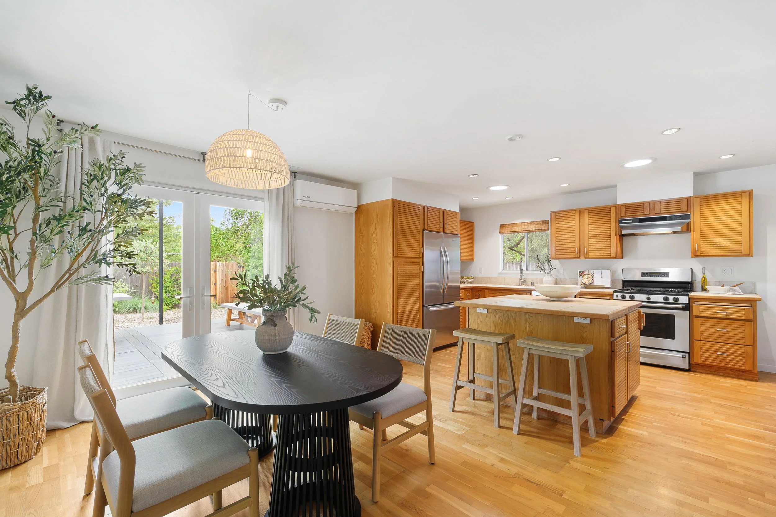 104 Lobo Vista, Novato