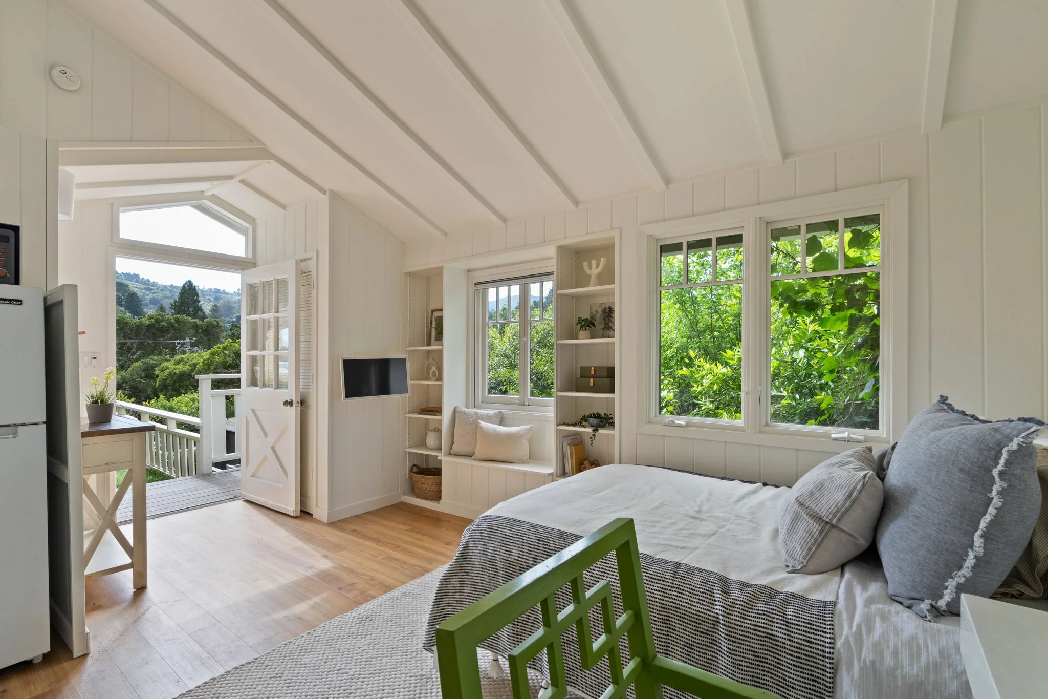23-web-or-mls-3-ethel-ln.jpg
