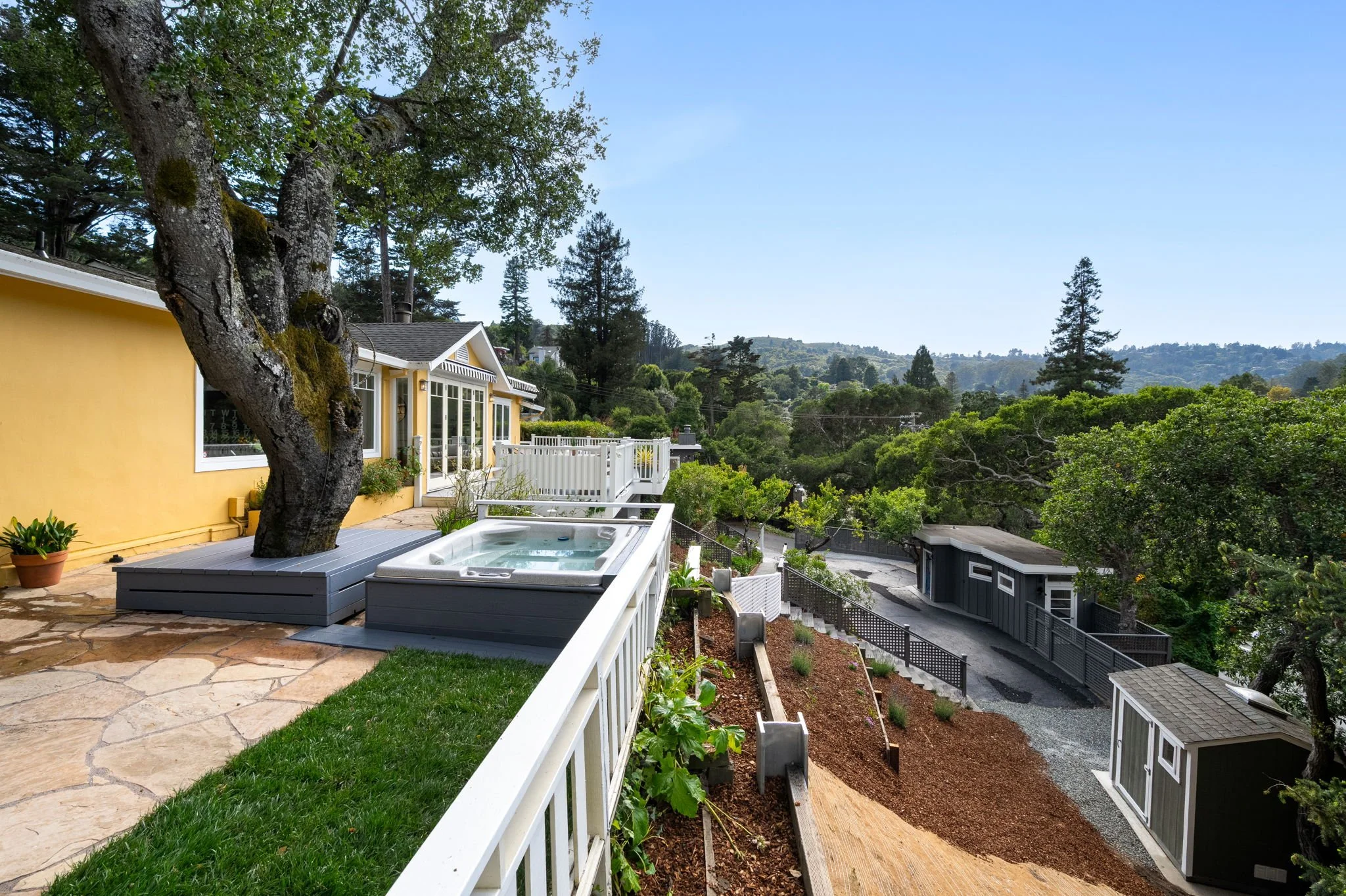 28-web-or-mls-3-ethel-ln.jpg