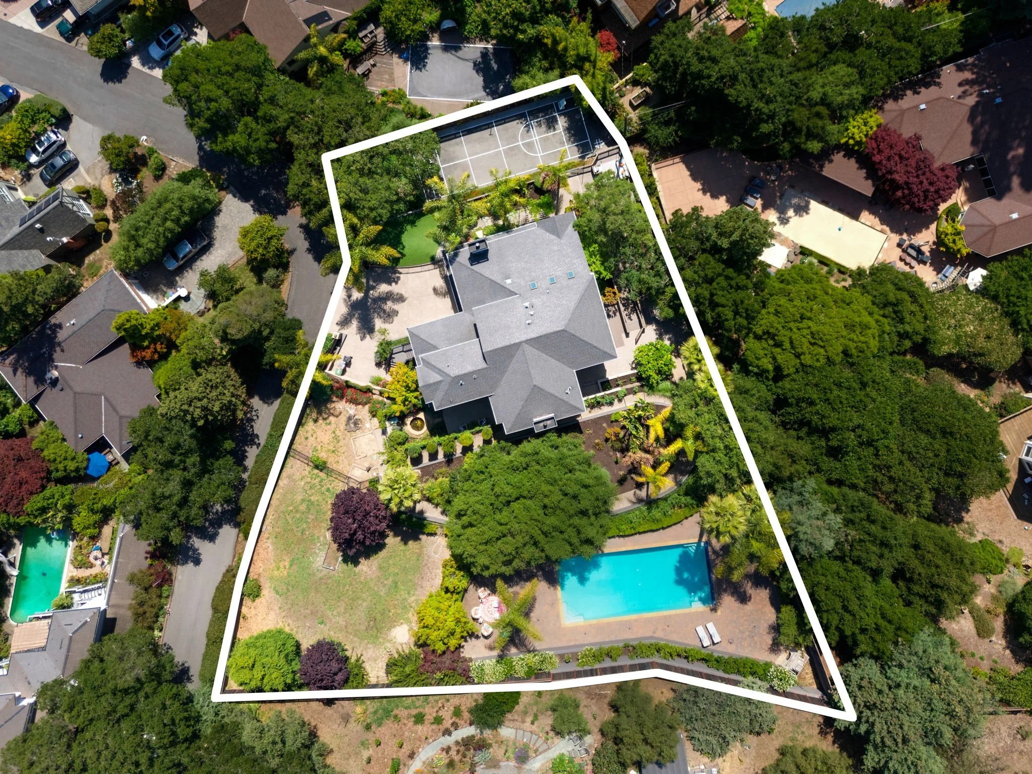 21 Newhall Dr, San Rafael For Sale by Whitney Potter | Own Marin | Marin County Top Realtors | Marin County's #1 Real Estate Team72.jpg
