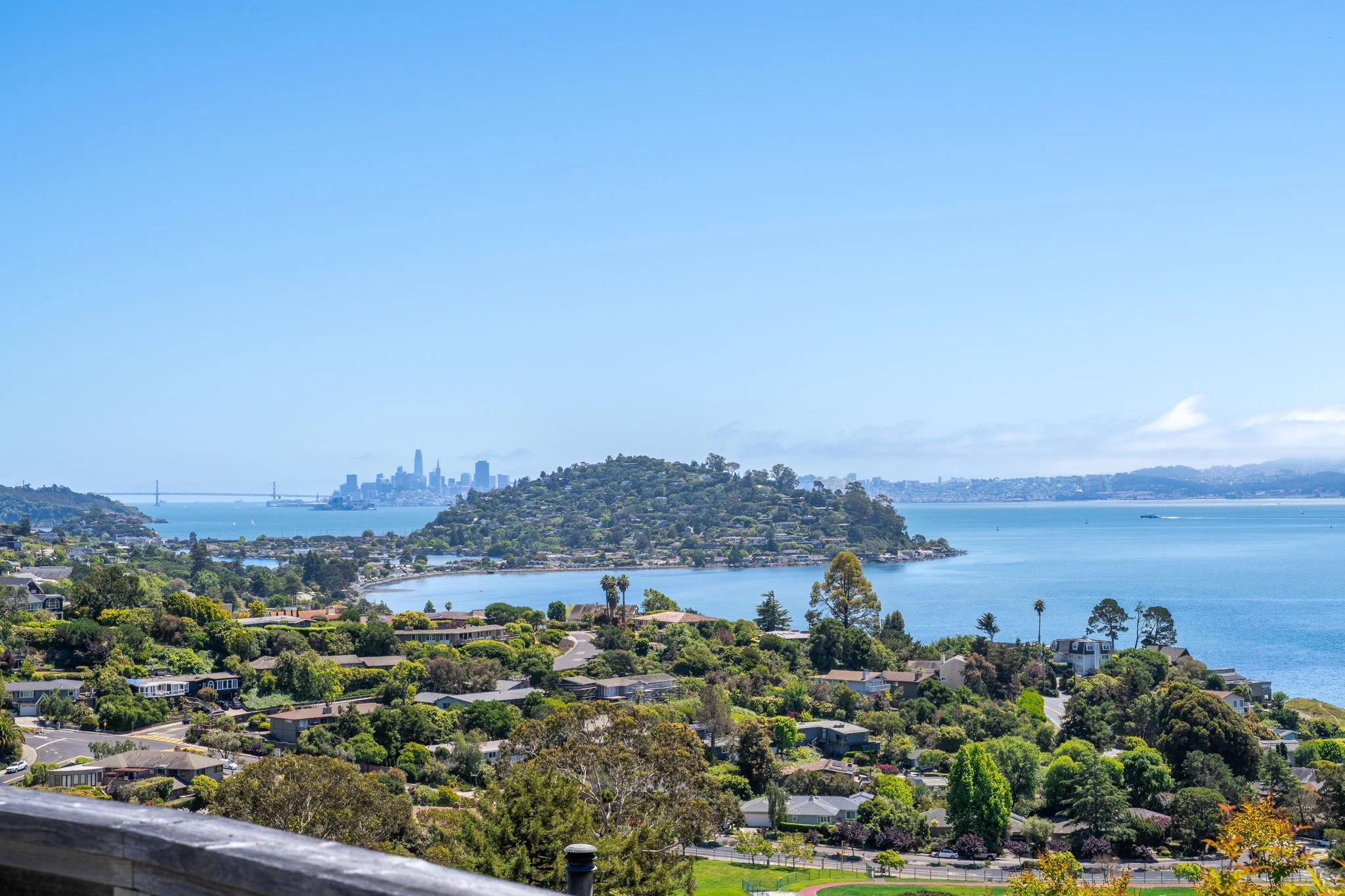 12-web-or-mls-174-stewart-dr.jpg