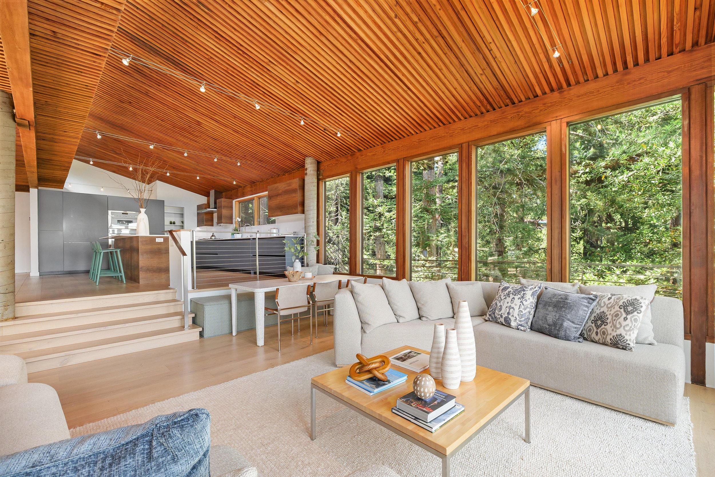 665 Edgewood-10.jpg