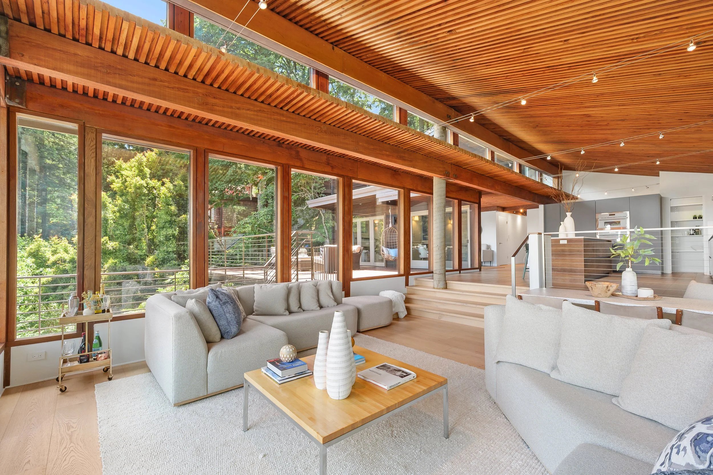 665 Edgewood-11.jpg