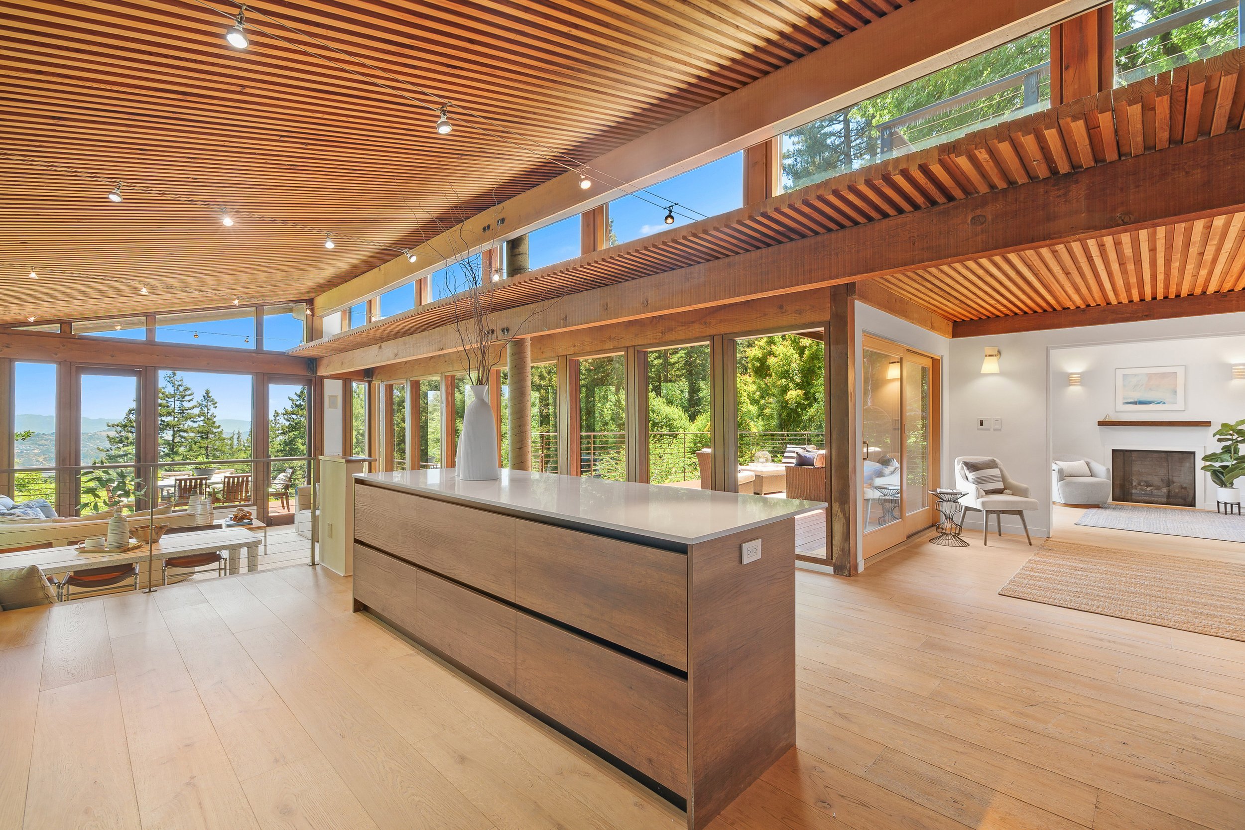 665 Edgewood-14.jpg