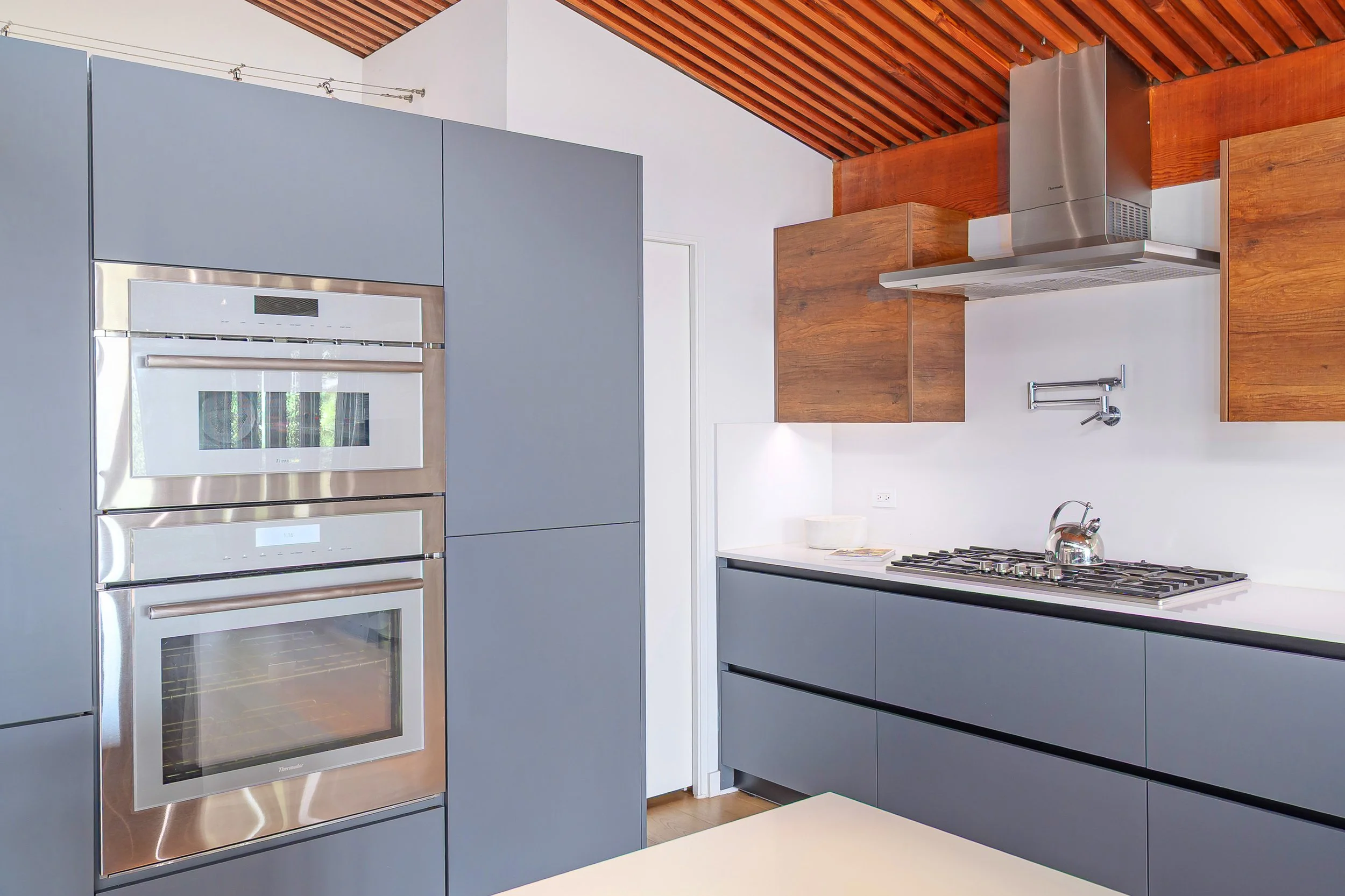 665 Edgewood-17.jpg
