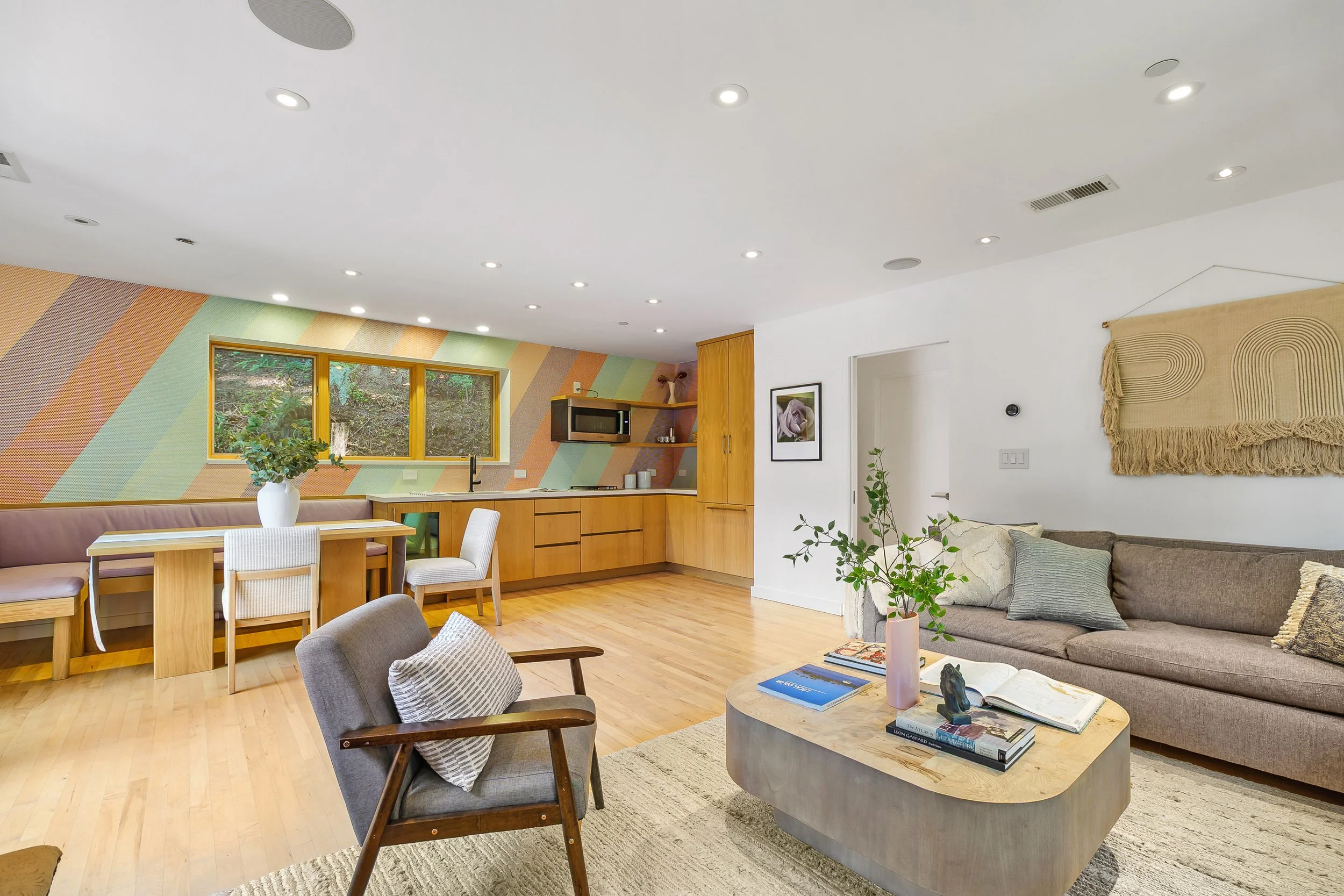 665 Edgewood-56.jpg