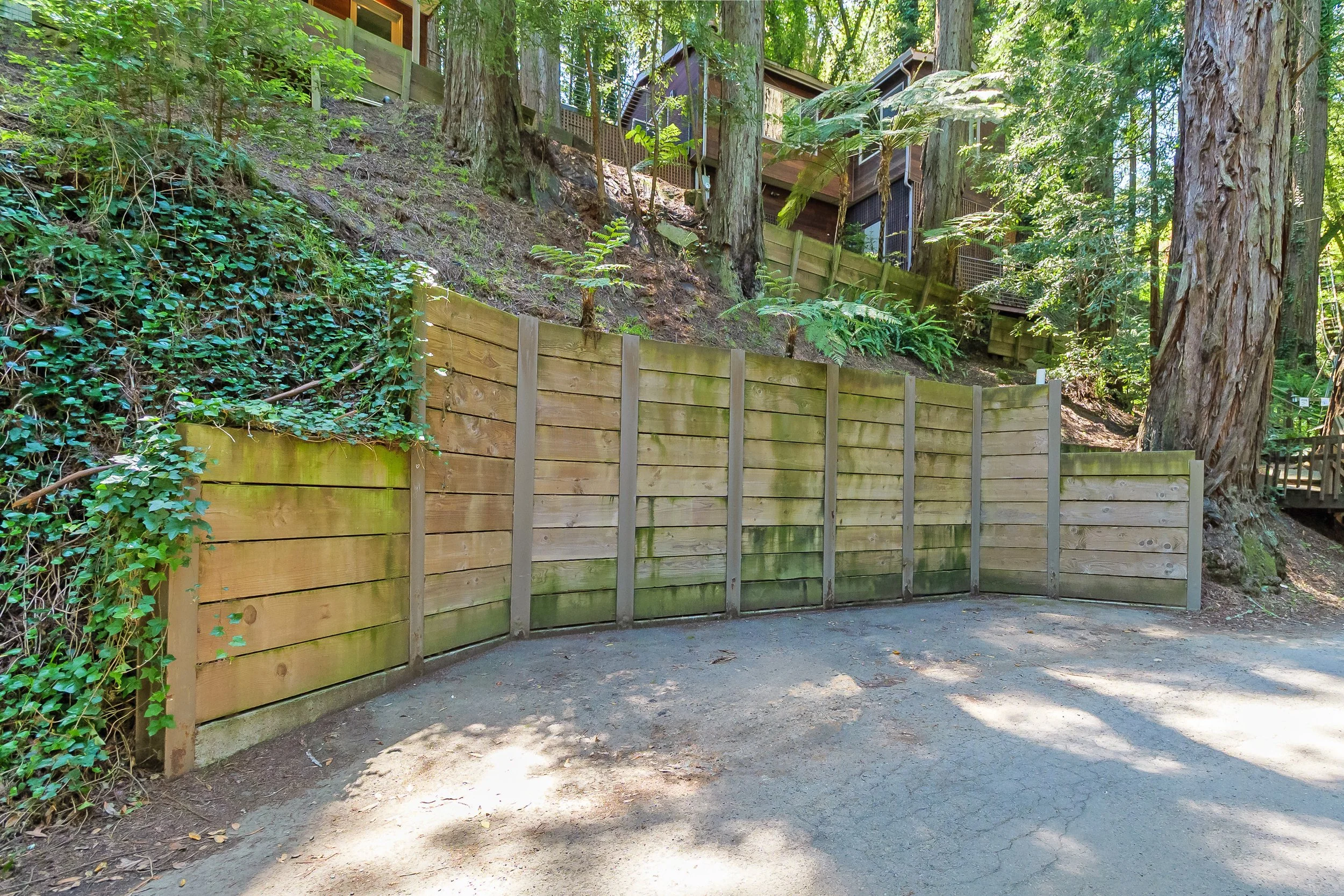 665 Edgewood-64.jpg