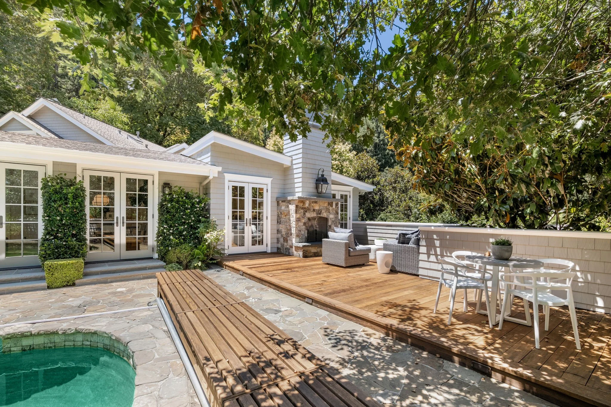 9-web-or-mls-19-woodside-way.jpg