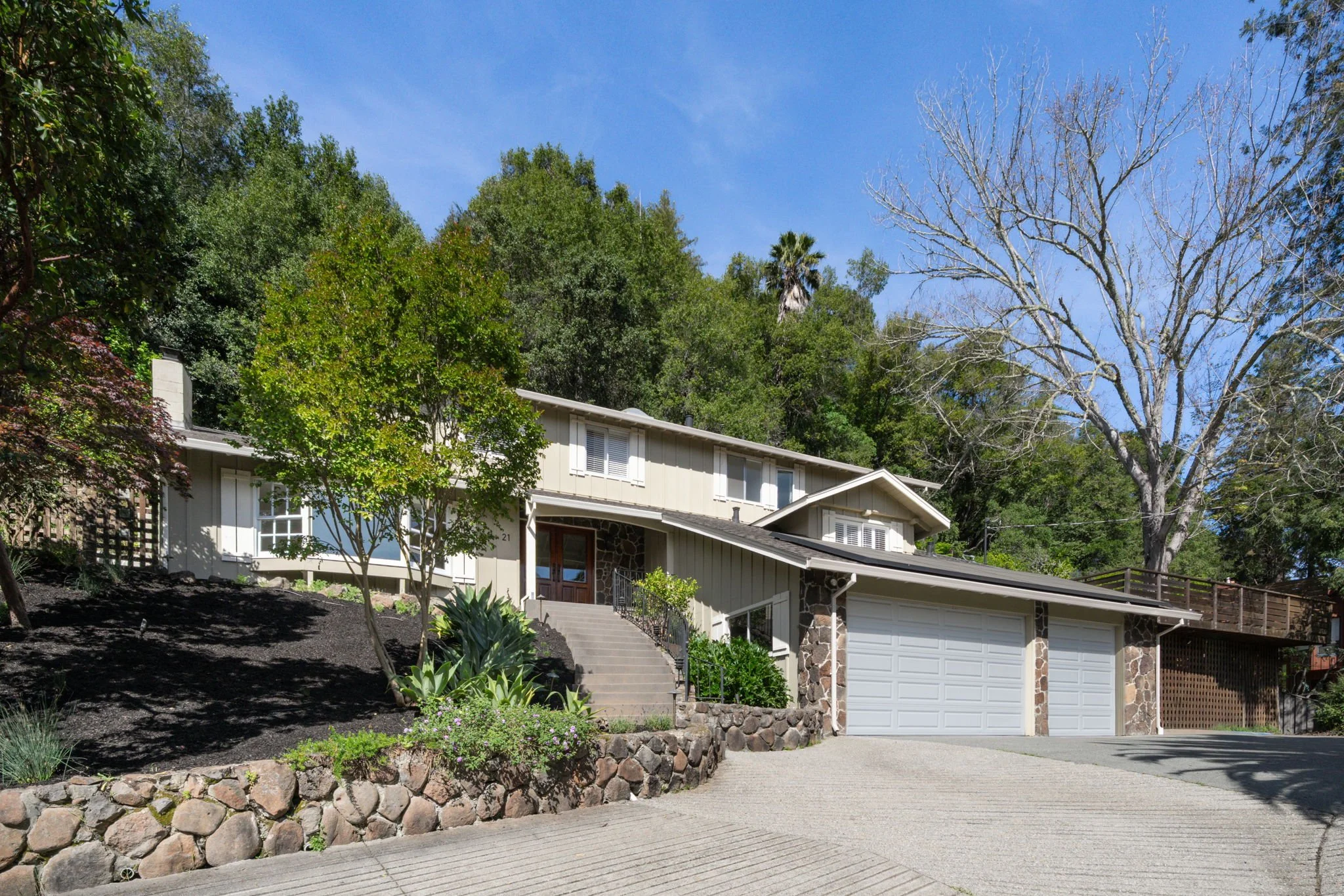 21 Hillside Avenue, Kentfield, $2.85M
