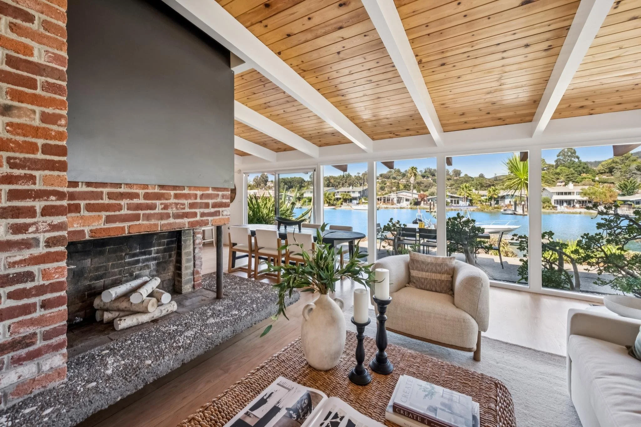 12 Amalfi Place, San Rafael $1.352M