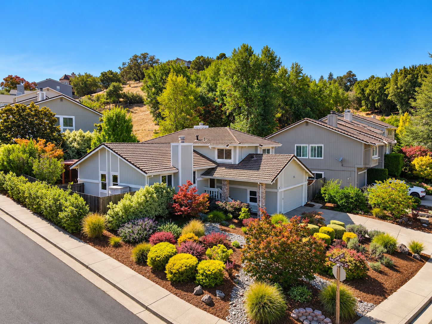 9 Carob Way, Novato $1.285M