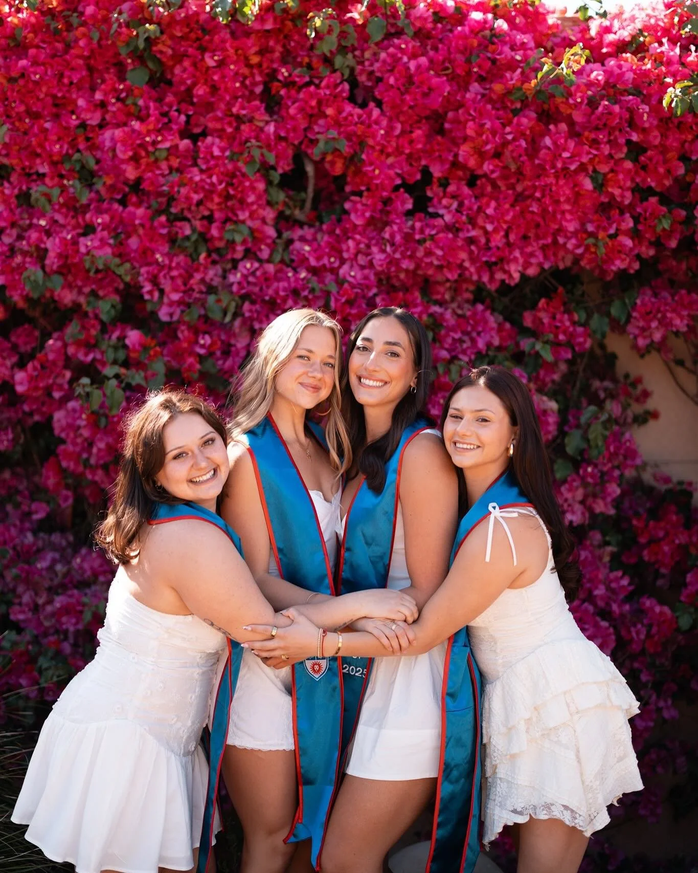 i&rsquo;m gonna post at least 3-4 more grad photo dumps bc i have too much content i love &amp; want to share 🤭🤭🤭 look how CUUUUTTEE