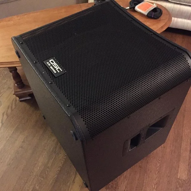 you decide, the floor can shake or the room can move