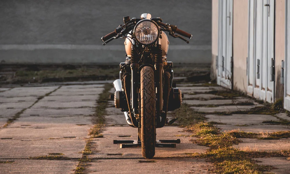 Kaspeed-Custom-Motorcycles-Honda-CB500-Four-Cafe-Racer-3.jpg