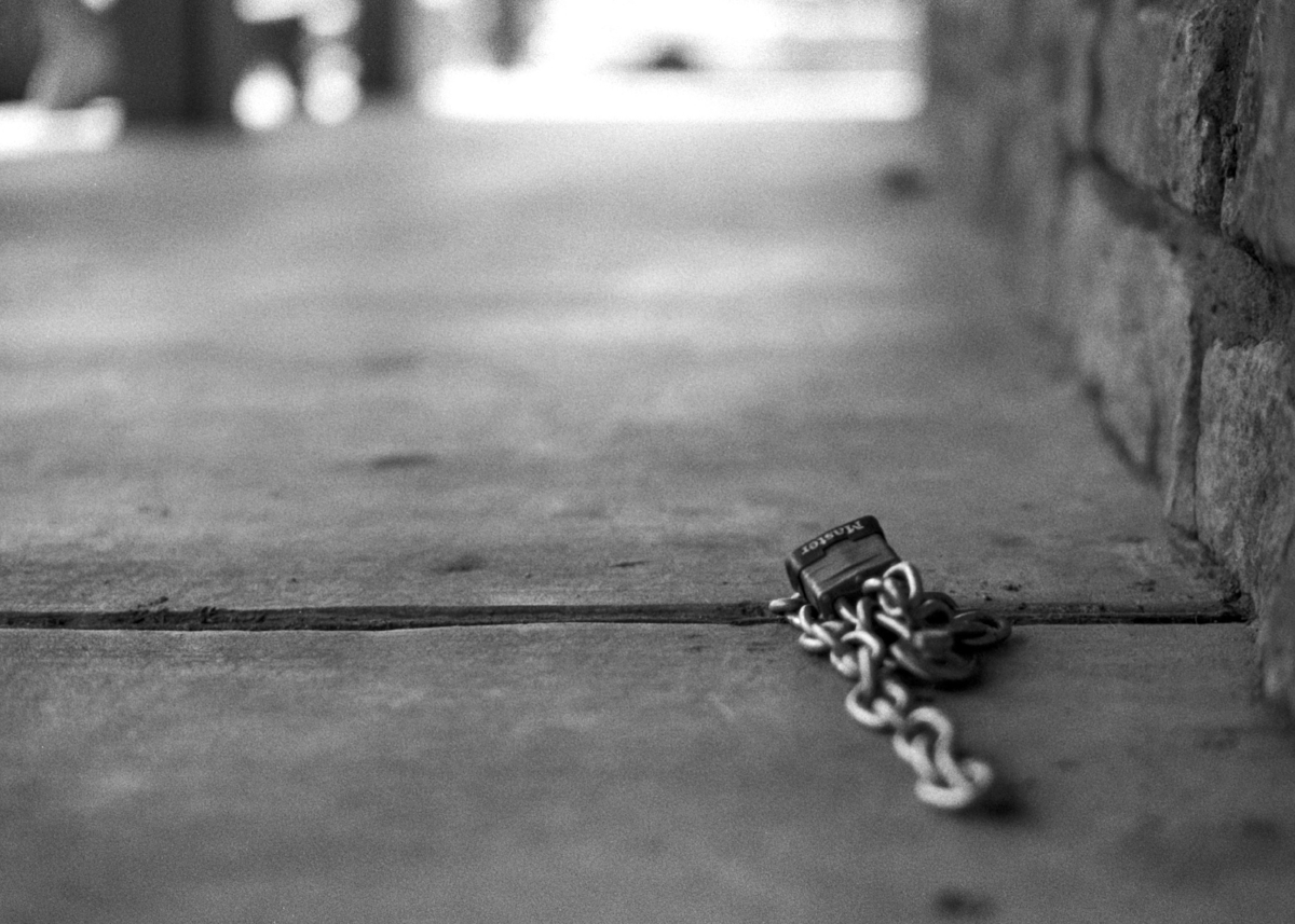 Locked - Voigtlander Bessa R - Tri-X