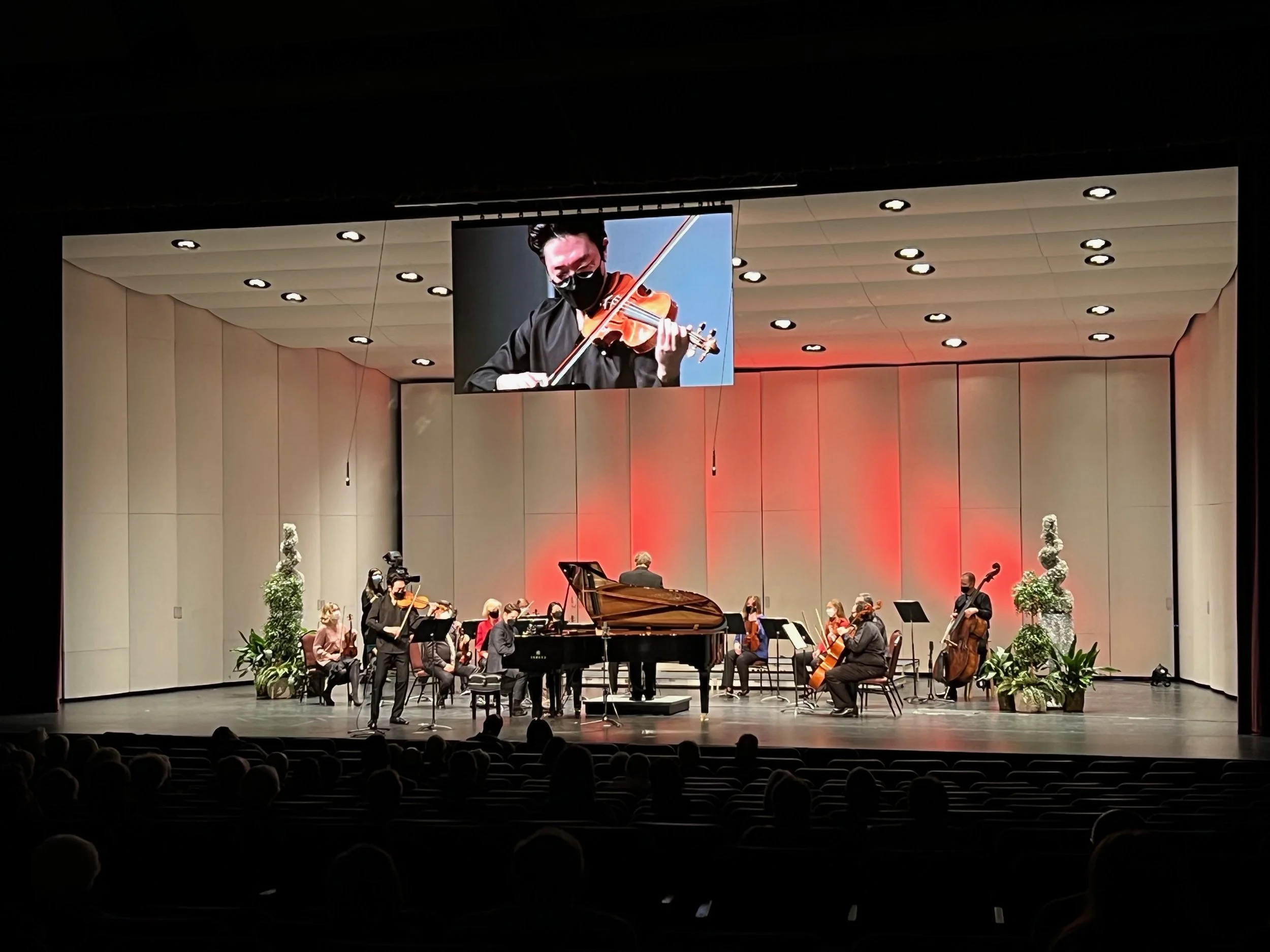  Mendelssohn Double Concerto with Heartland Festival Orchestra [10/23/2021]  Victor Cayres, Piano   |   Ji Myung Kim, Violin   |   David Commanday, Conductor 