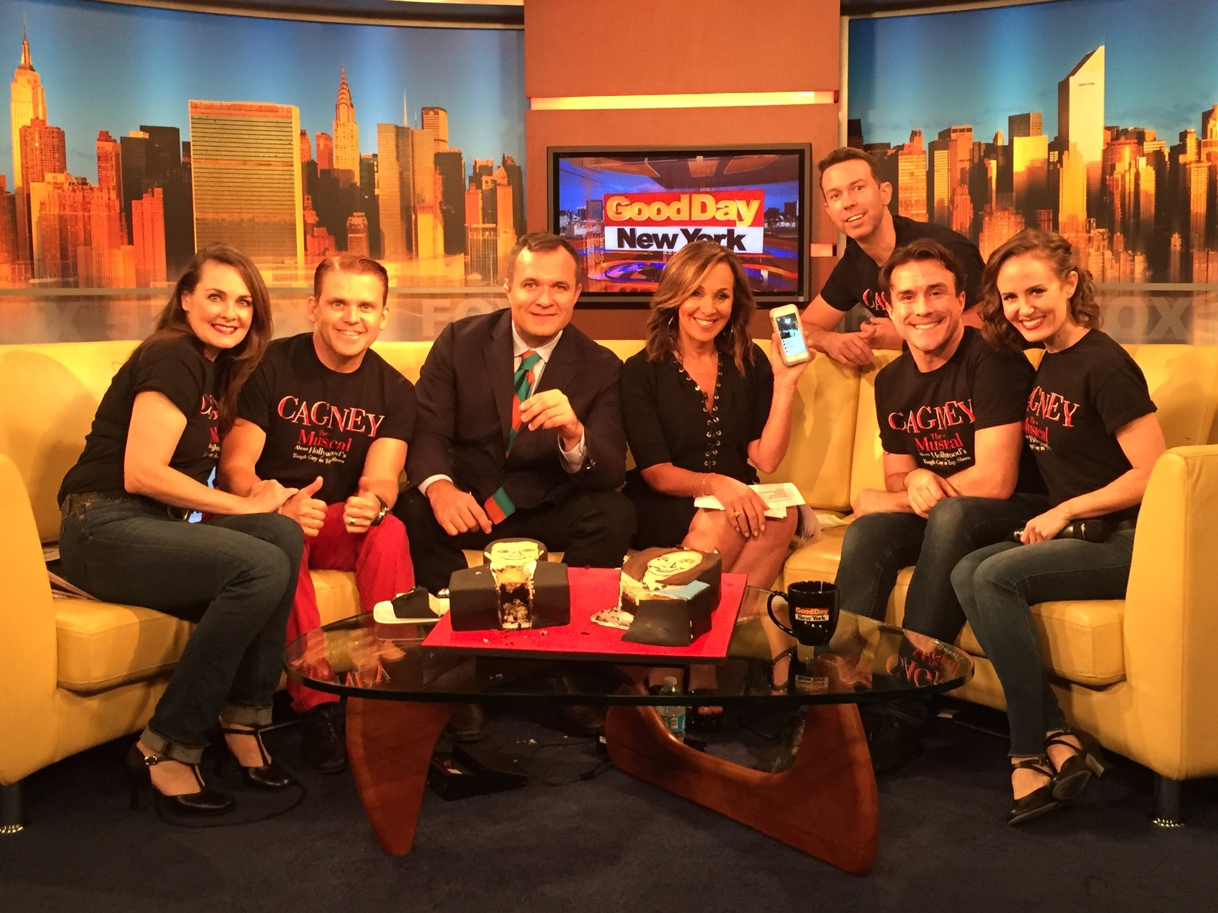Greg Kelly and Rosanna Scotto with the cast of CAGNEY