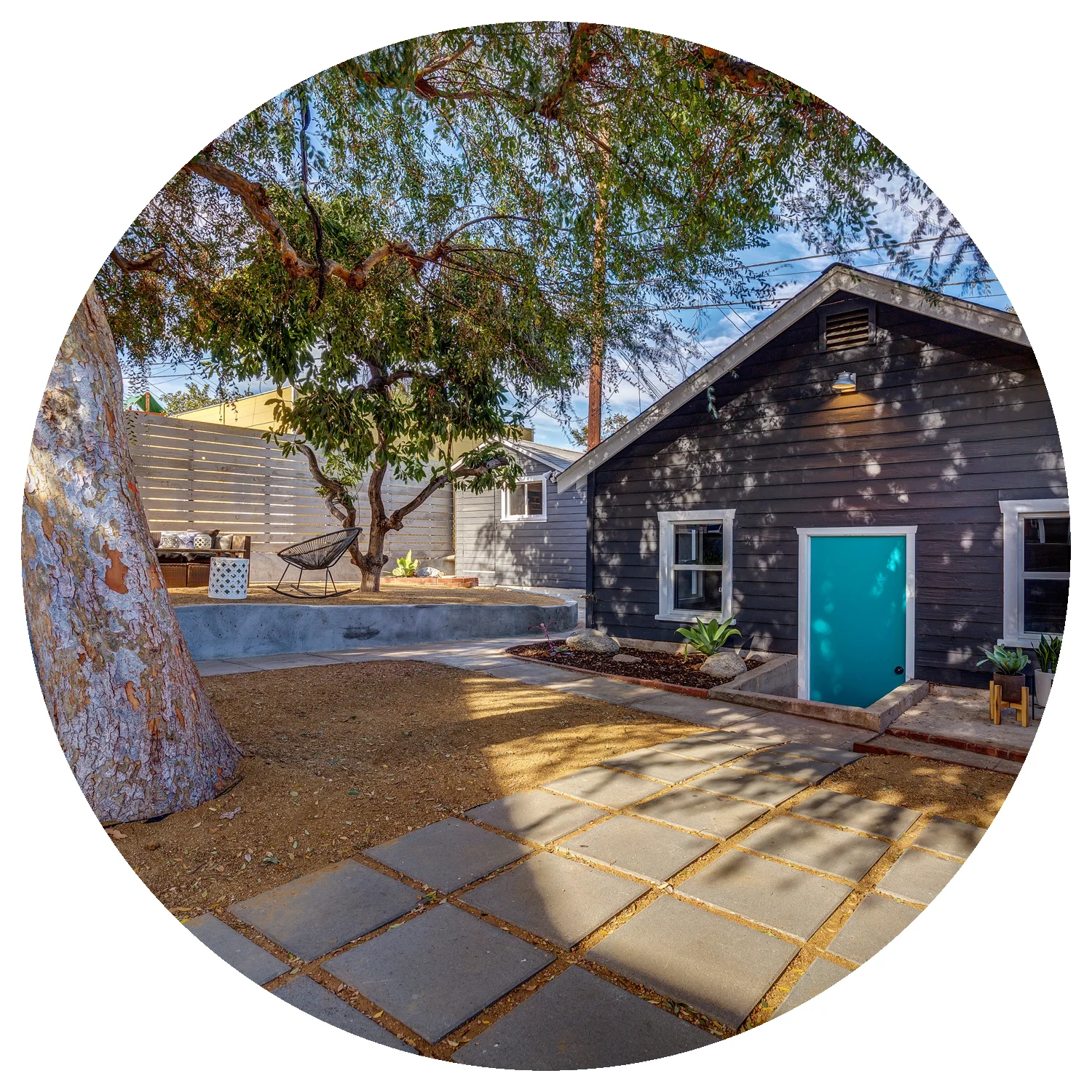 DDDH_IMAGE_HUB_YARD.jpg
