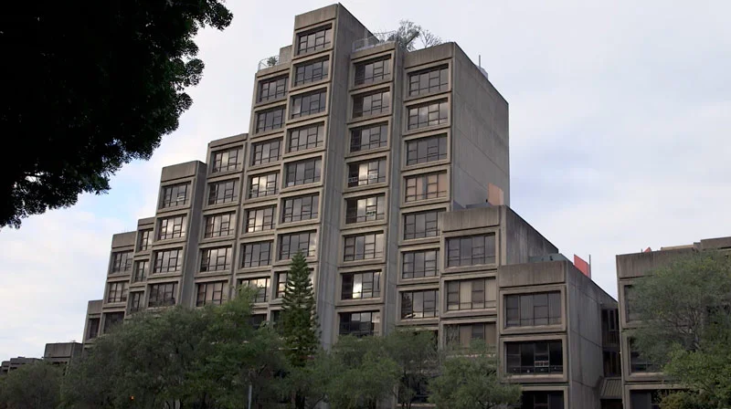 theeviction-sirrus-building.jpg