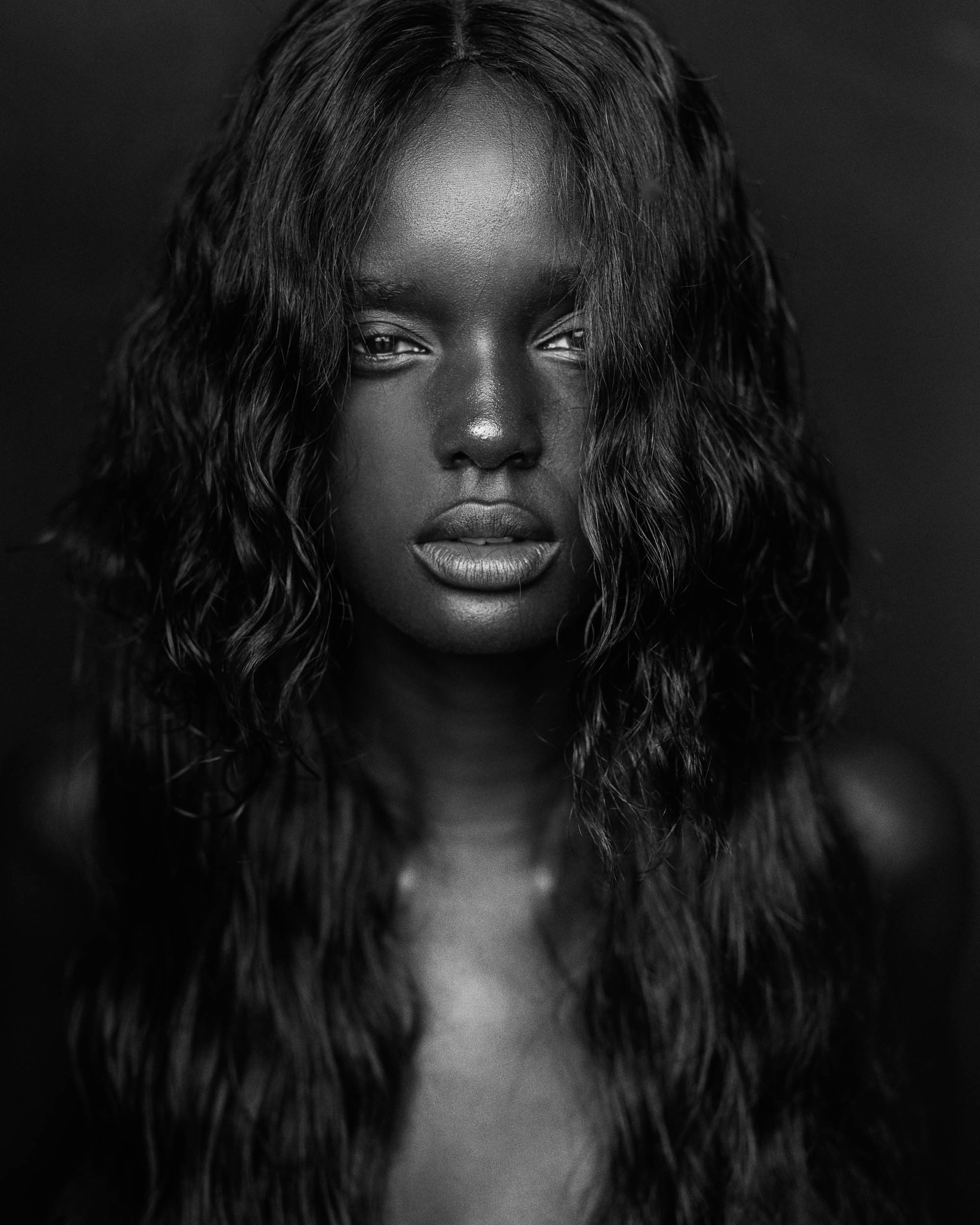 Photograph of Duckie Thot by Nick Walters in studio2.jpg