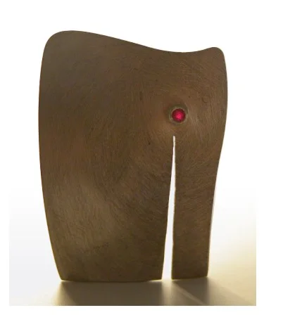 dotbrooch front 3.jpg