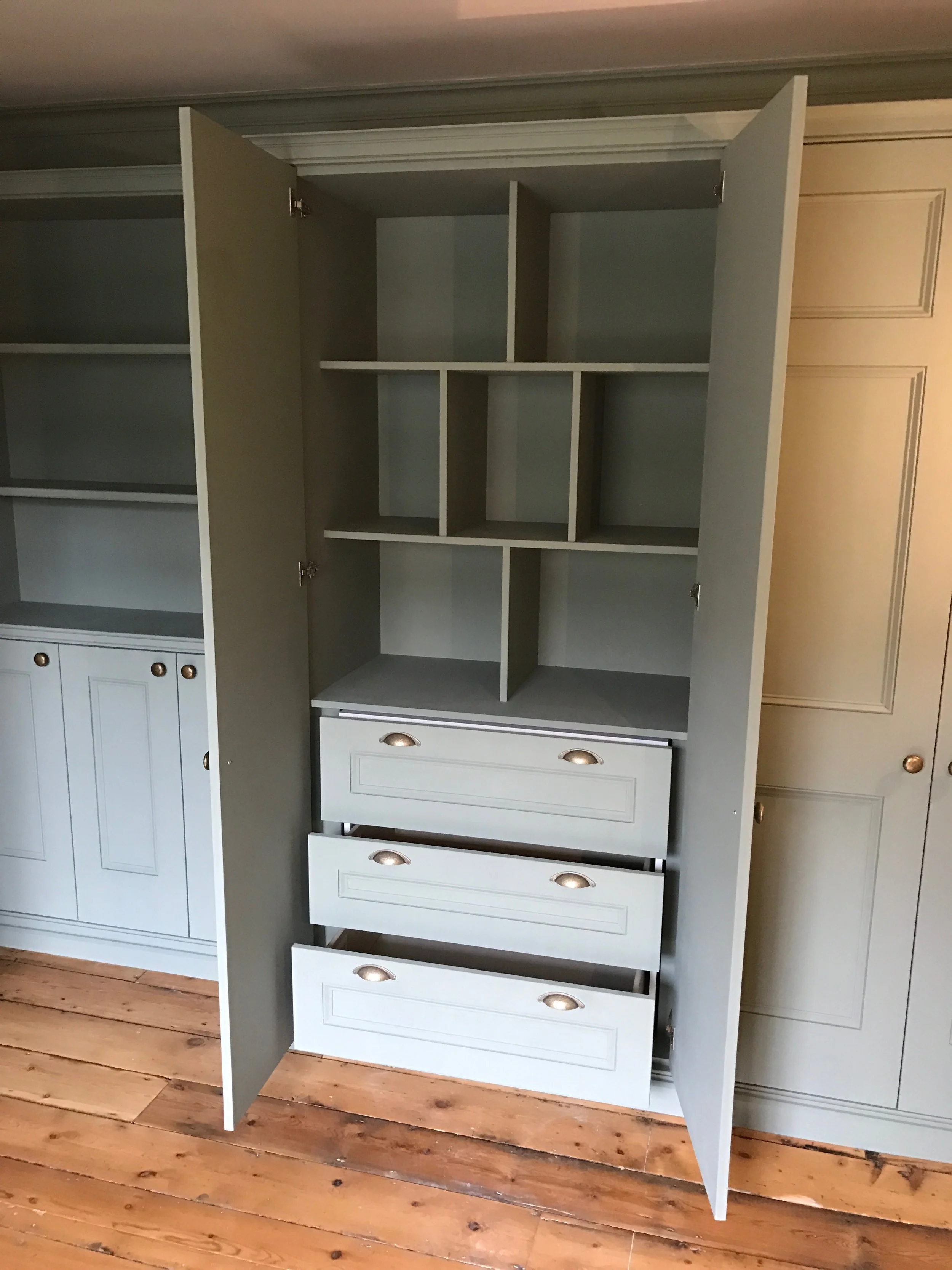 Wardrobes Oliver Hazael Bespoke Carpentry