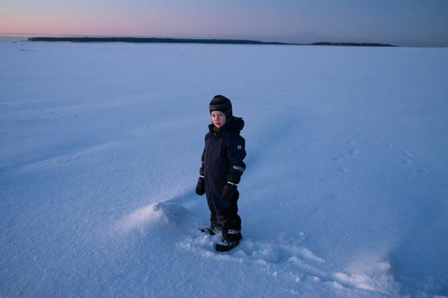 "Expedition" to Pandju island.

#adventurephotography
#exploremore
#outdooradventure
#coldadventures
#winteradventure

#landscapephotography
#naturephotography
#photographersofinstagram
#visualstorytelling
#moodygrams

#nordicnature
#estoni