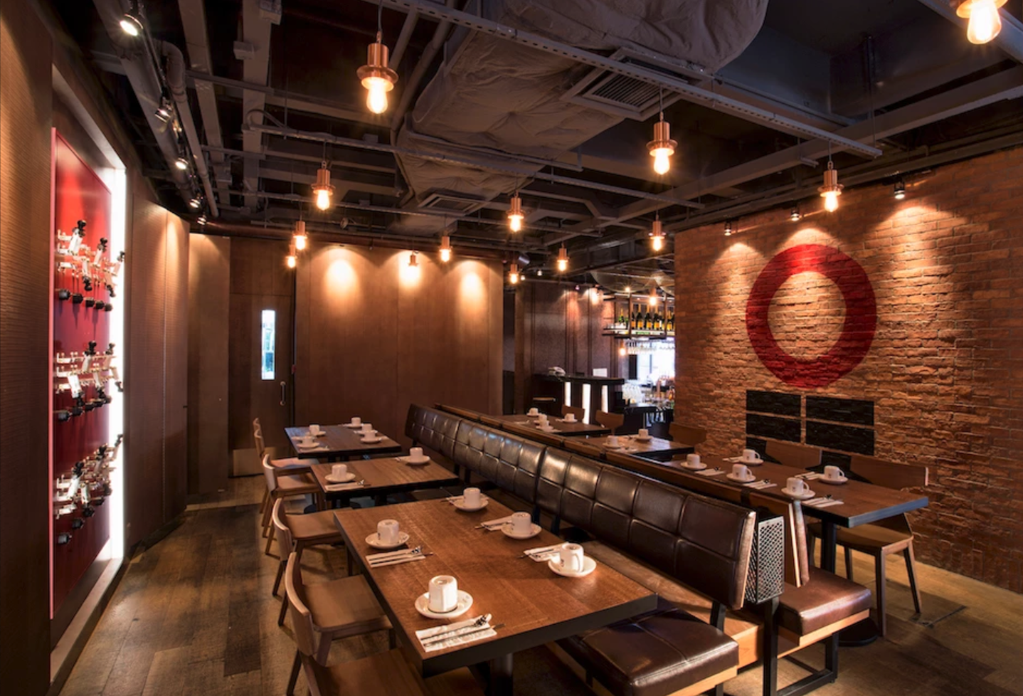 Interior 01.png