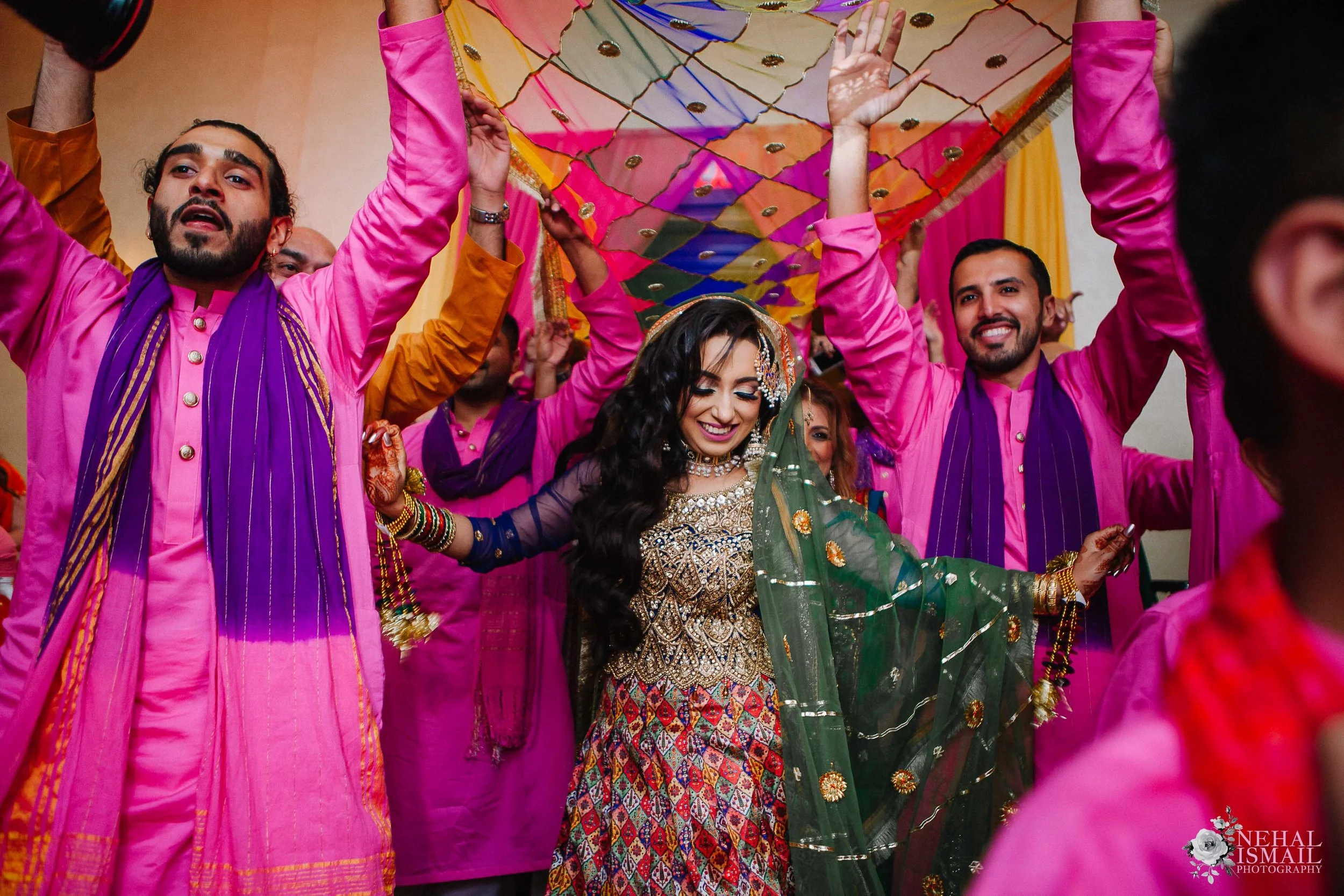 Marwah & Badar Mehndi FB Gallery-40.jpg