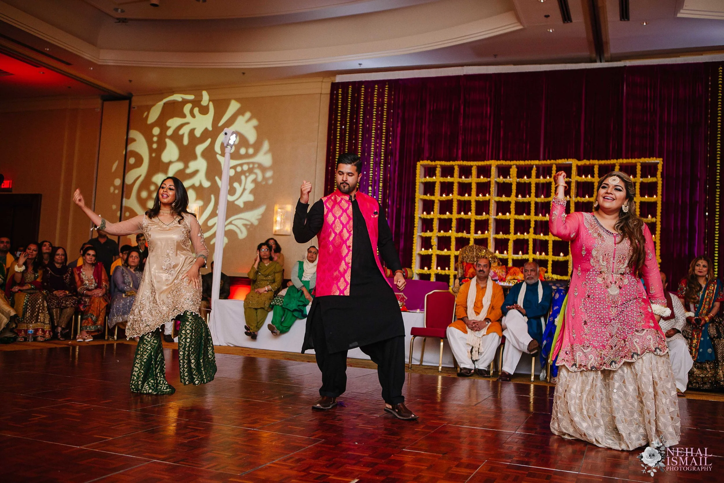 Marwah & Badar Mehndi FB Gallery-62.jpg