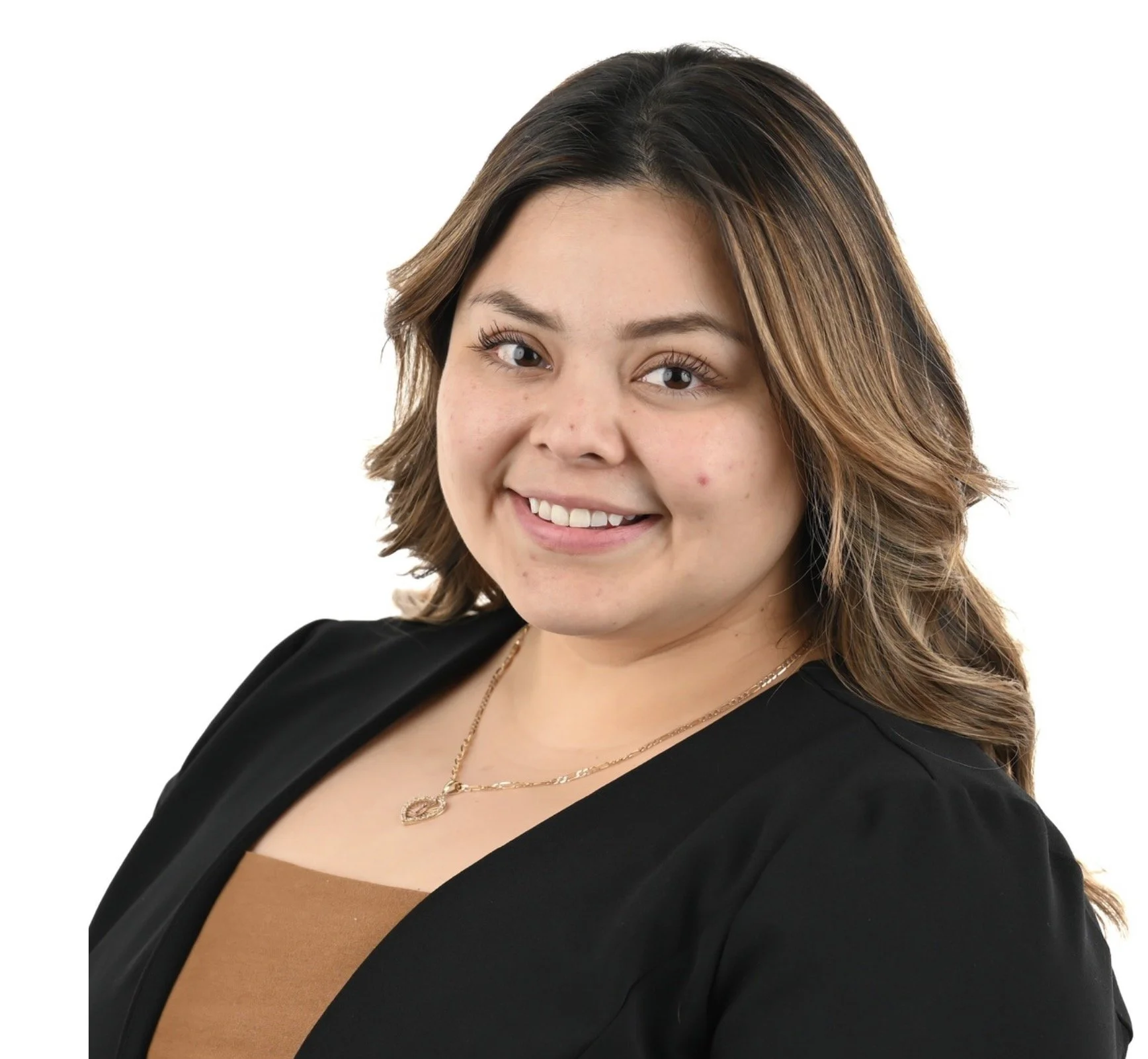 Luz Flores  (PSS '11)