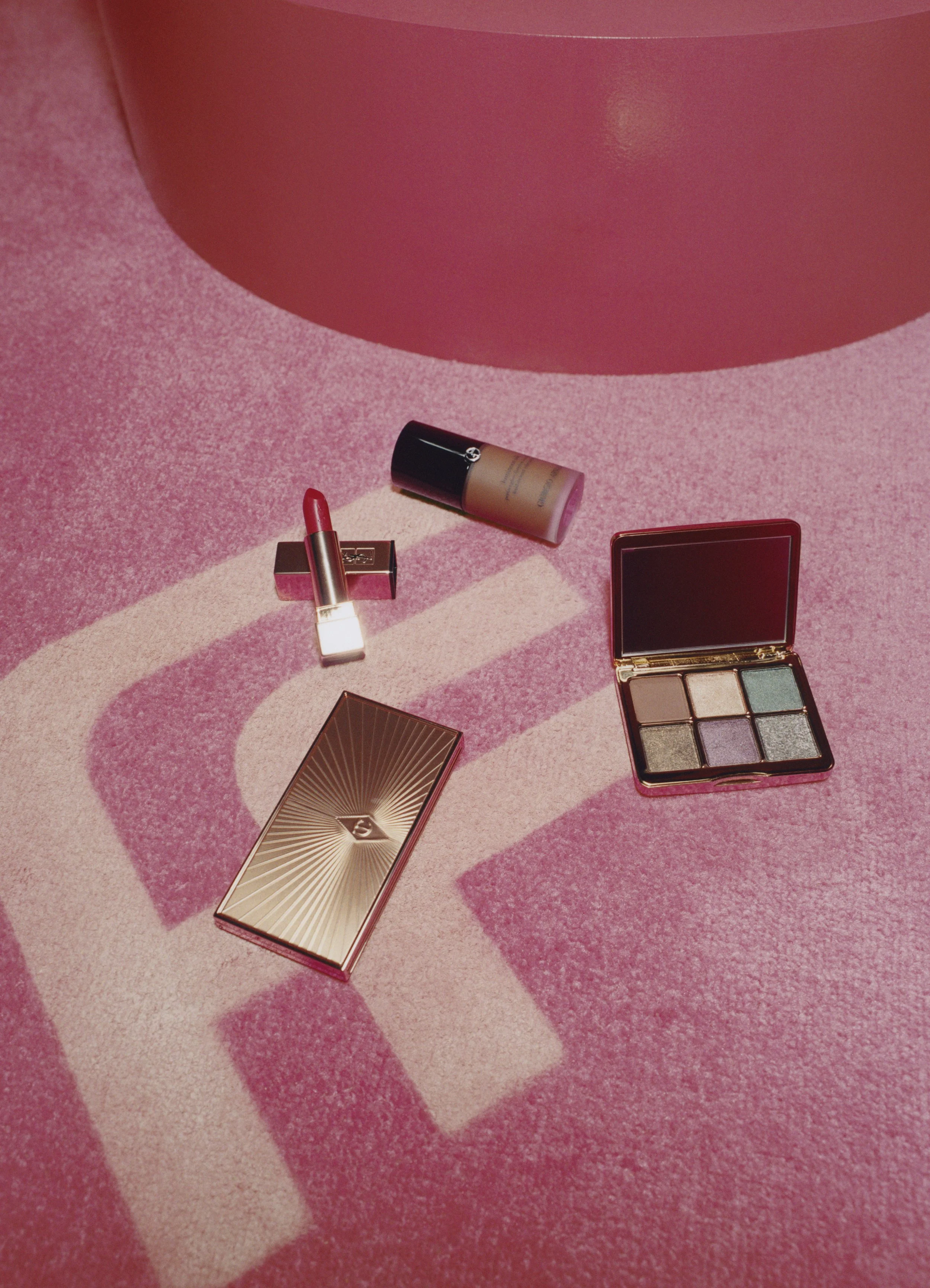 AM Farfetch18_RGB.jpg