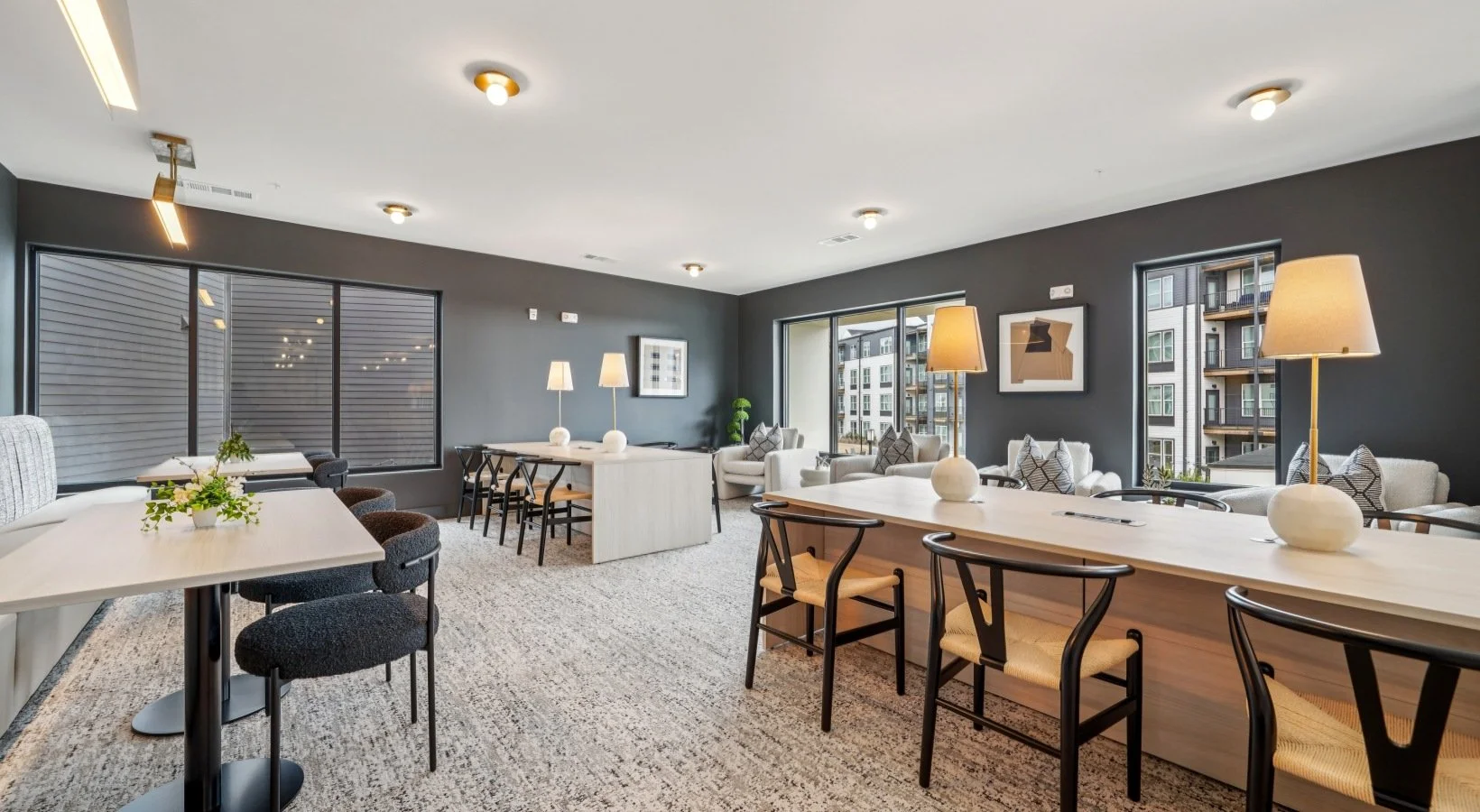 Colina-Hillside_Interior-Amenities_Coworking-Space-1_March2025_Web-31a0b8afdac09ea421e6c2c510db5502.jpg