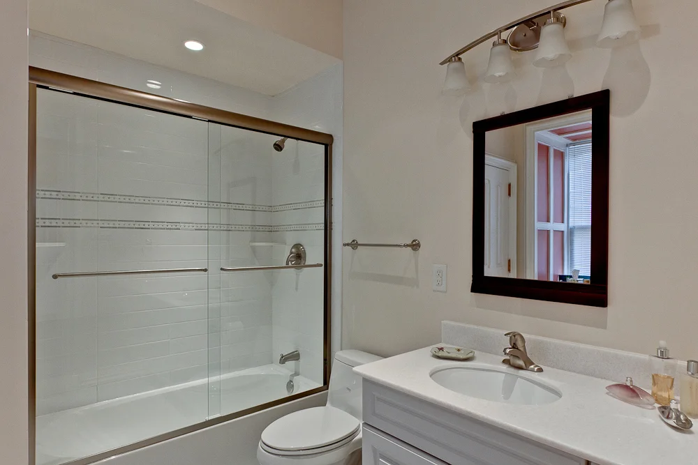 2036 Delancey Street-19.jpg