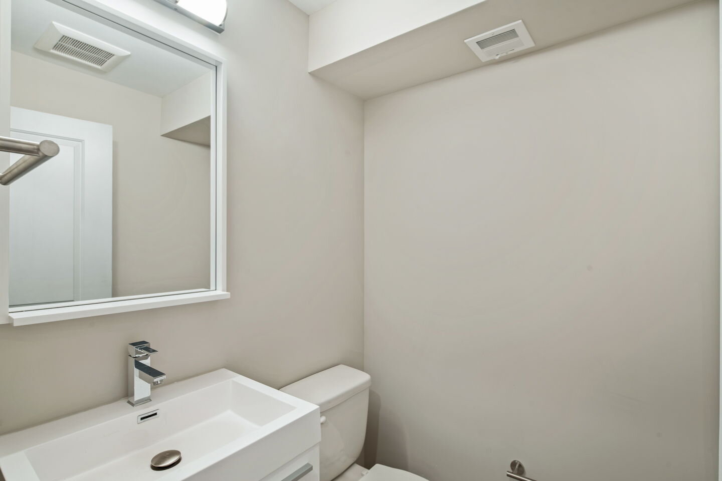 1252 S 23rd St-MLS-3.jpg