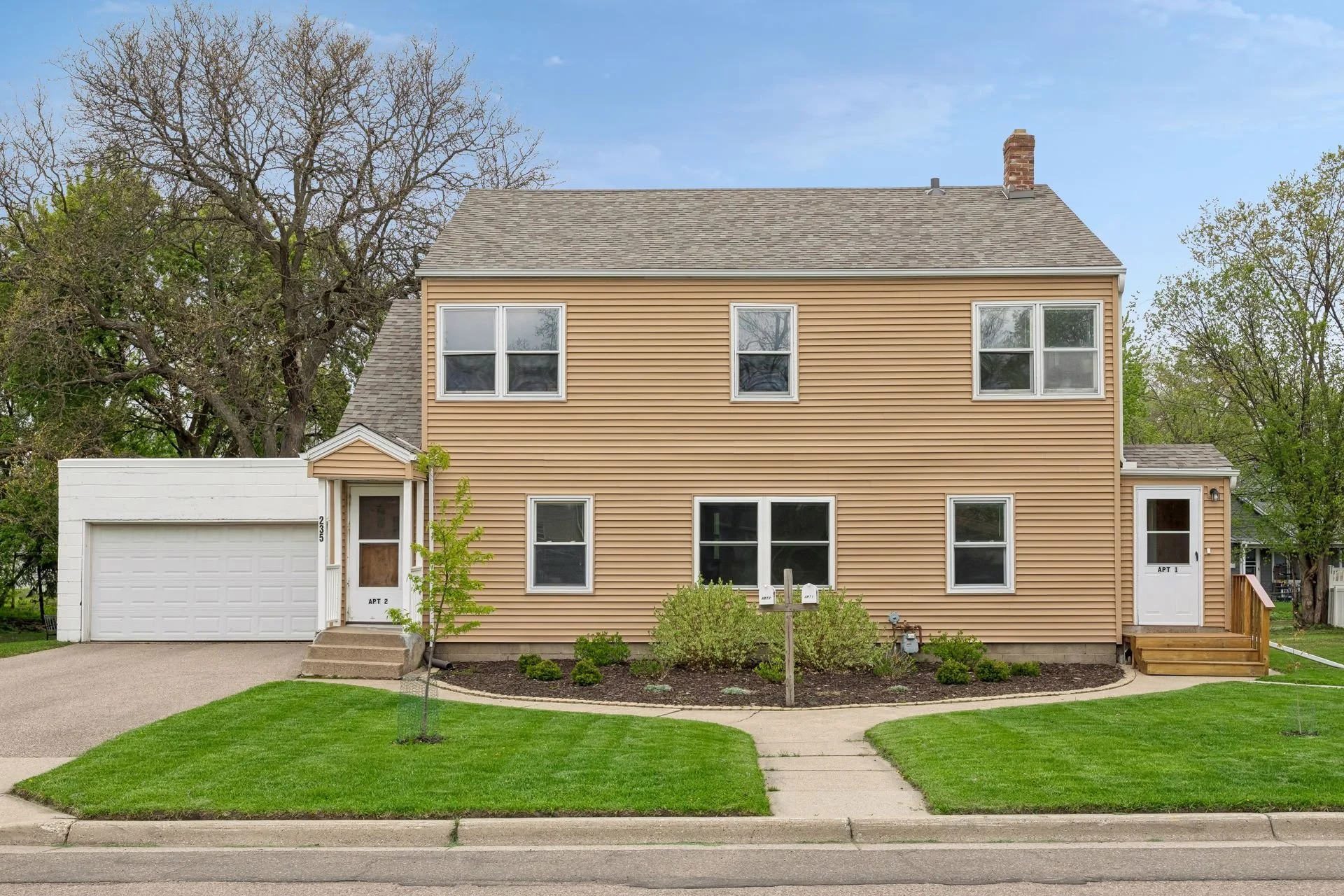 Just Listed! W. St. Paul duplex $539,000