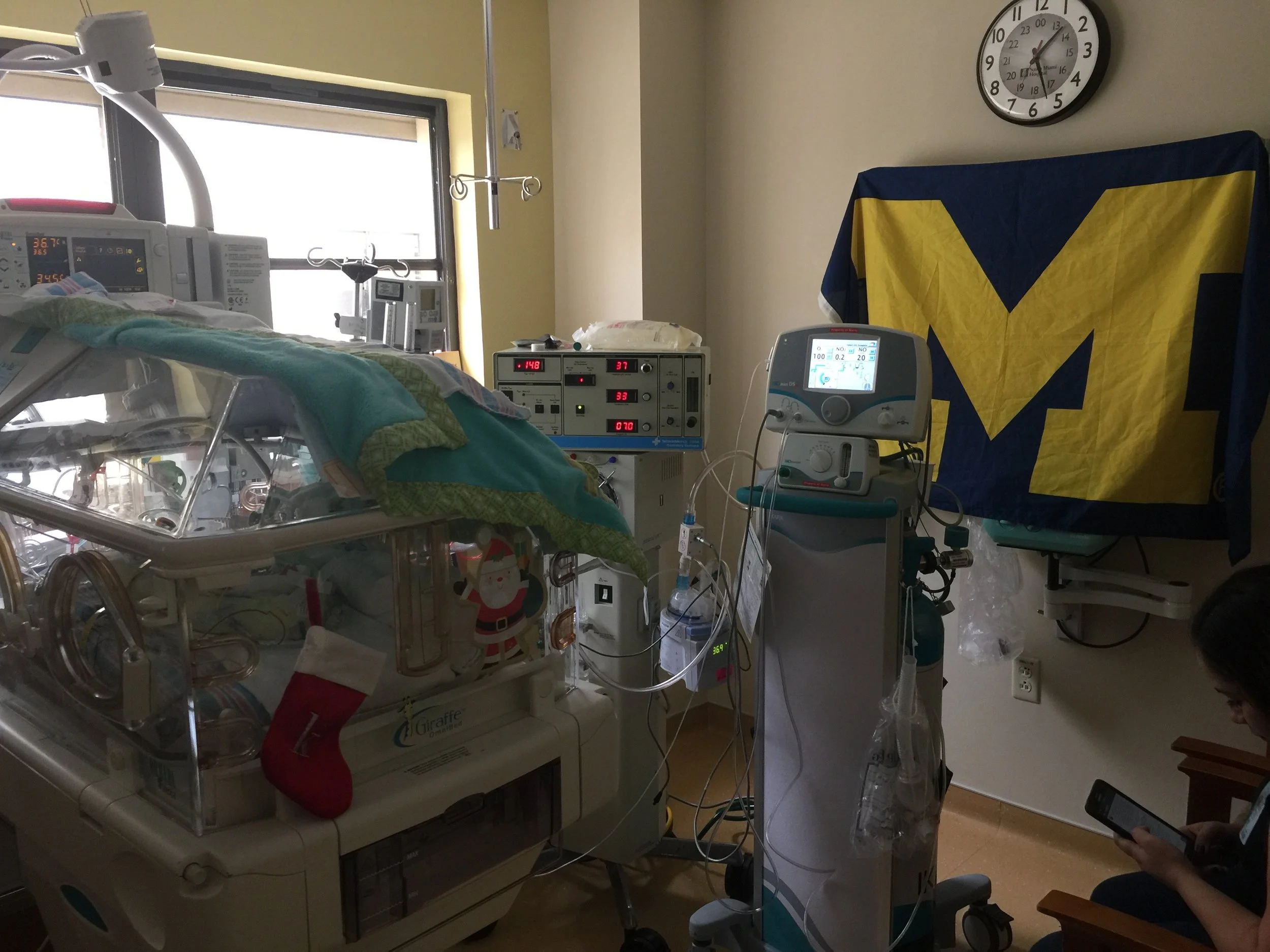 Kai's Nicu room.JPG