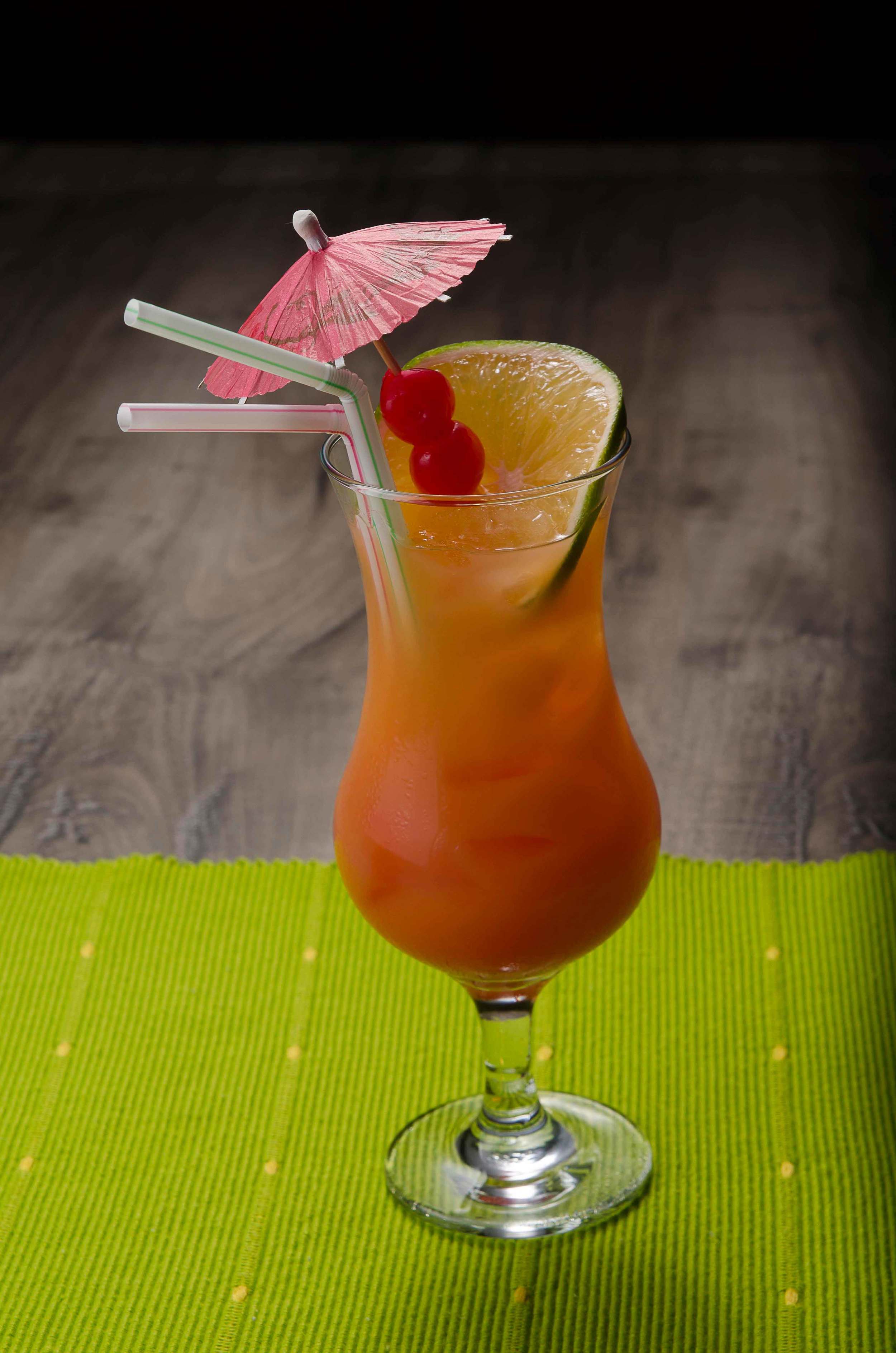 COCKTAIL-CAMAREZ_1.jpg