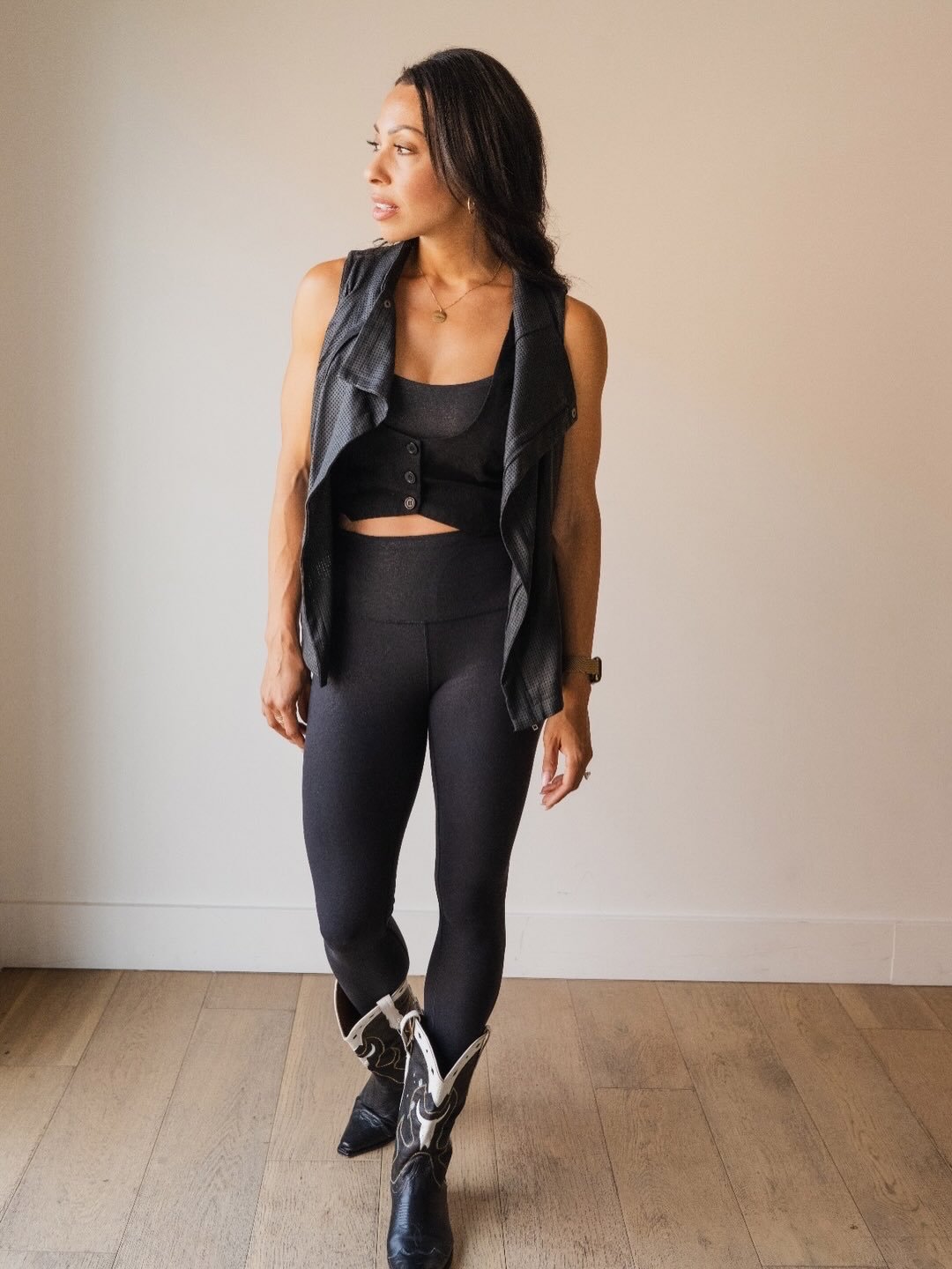 Felicia.
⠀⠀⠀⠀⠀⠀⠀⠀⠀
 #utahphotographer #utahheadshotphotographer #pepperfoxphoto #pepperfoxheadshot #utahheadshots