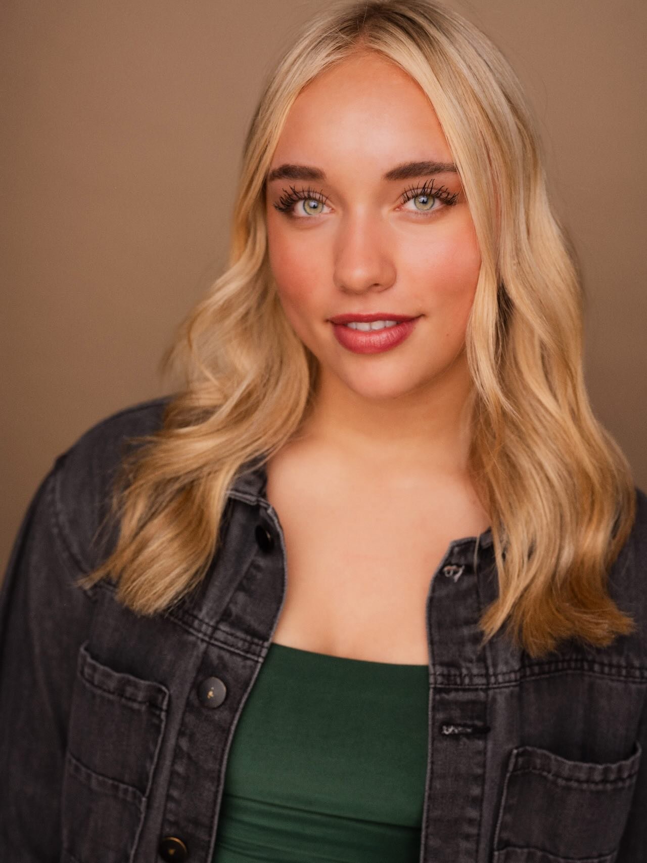 Katie.
⠀⠀⠀⠀⠀⠀⠀⠀⠀
 #utahphotographer #utahheadshotphotographer #pepperfoxphoto #pepperfoxheadshot #utahheadshots