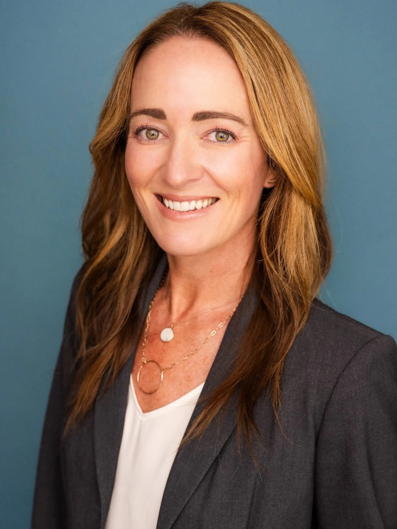 Lindsey.
⠀⠀⠀⠀⠀⠀⠀⠀⠀
 #utahphotographer #utahheadshotphotographer #pepperfoxphoto #pepperfoxheadshot #utahheadshots