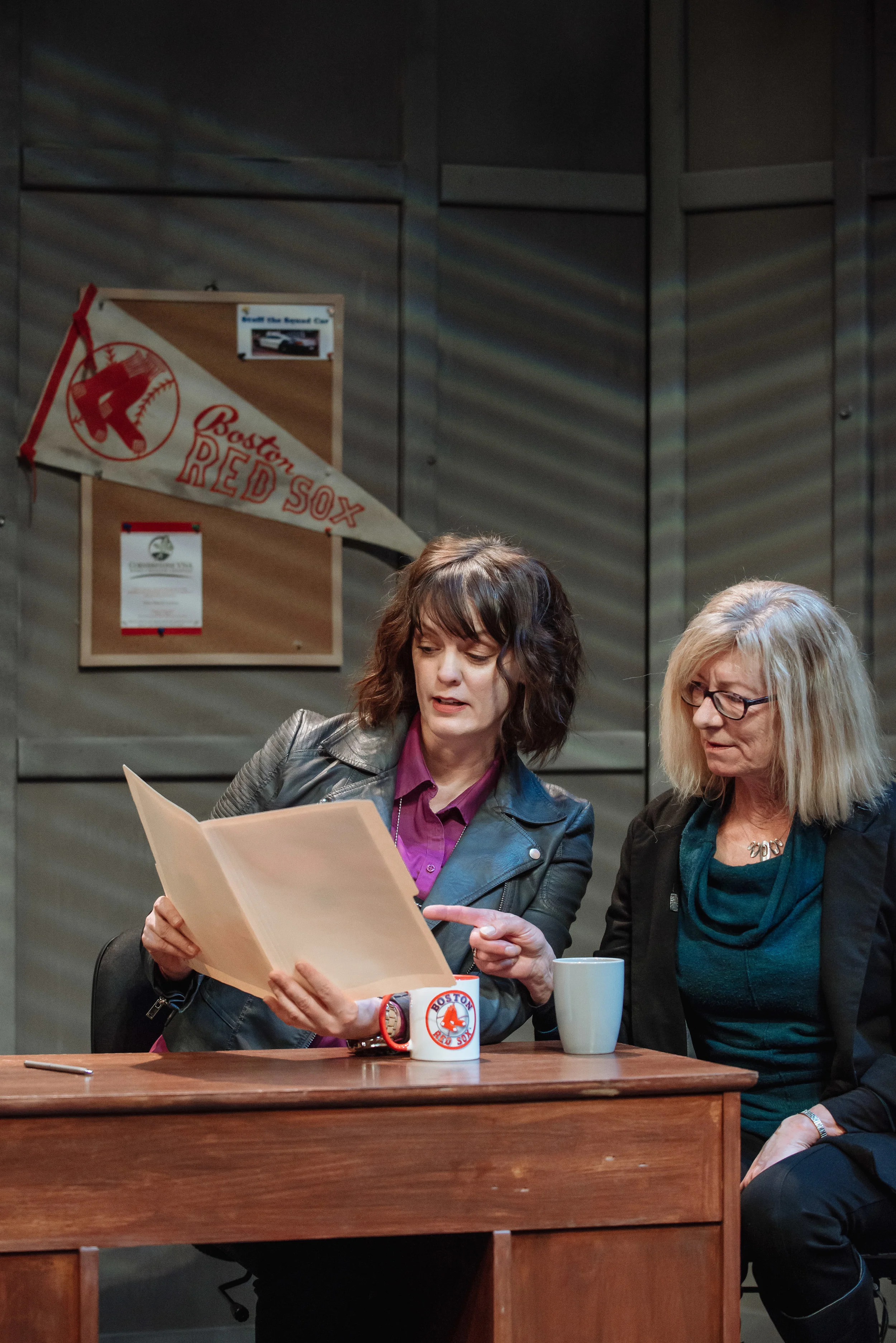 Photo by Citrus Photography | Rebecca Northan and an audience volunteer in UNDERCOVER