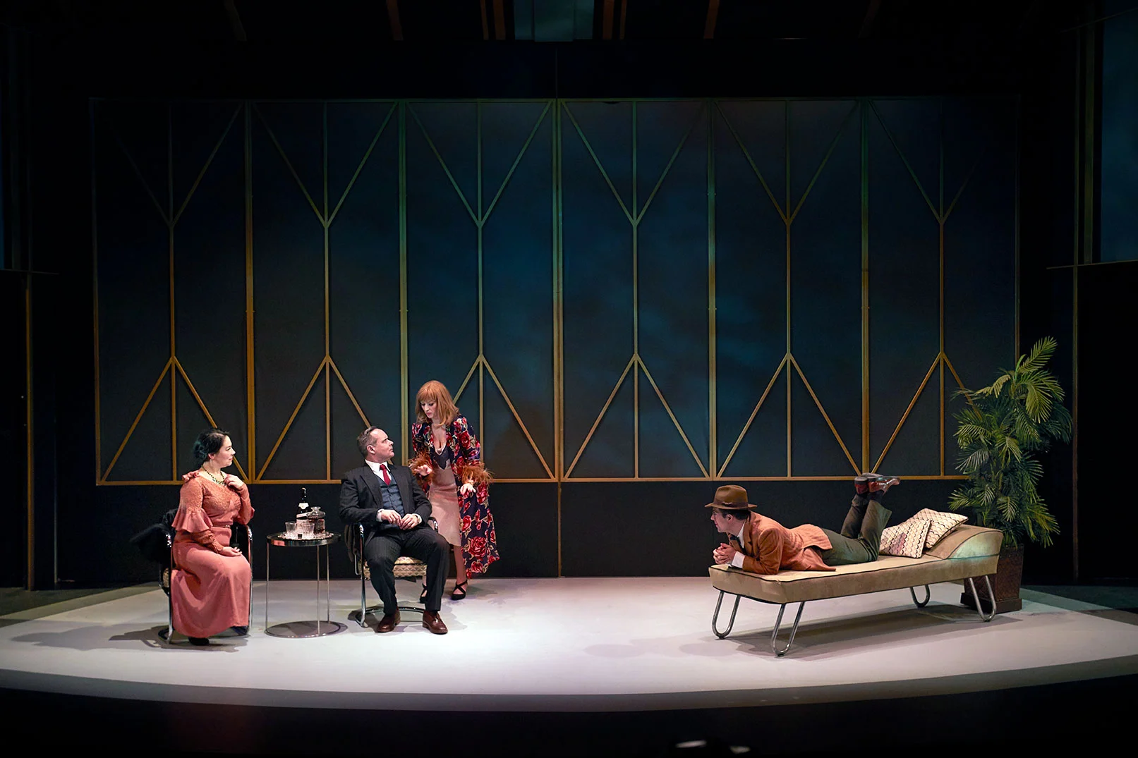 The cast of THE THIN MAN. Set design by Scott Reid, Costume Design by Deitra Kalyn, Lighting by Anton De Groot, photo by Trudie Lee.