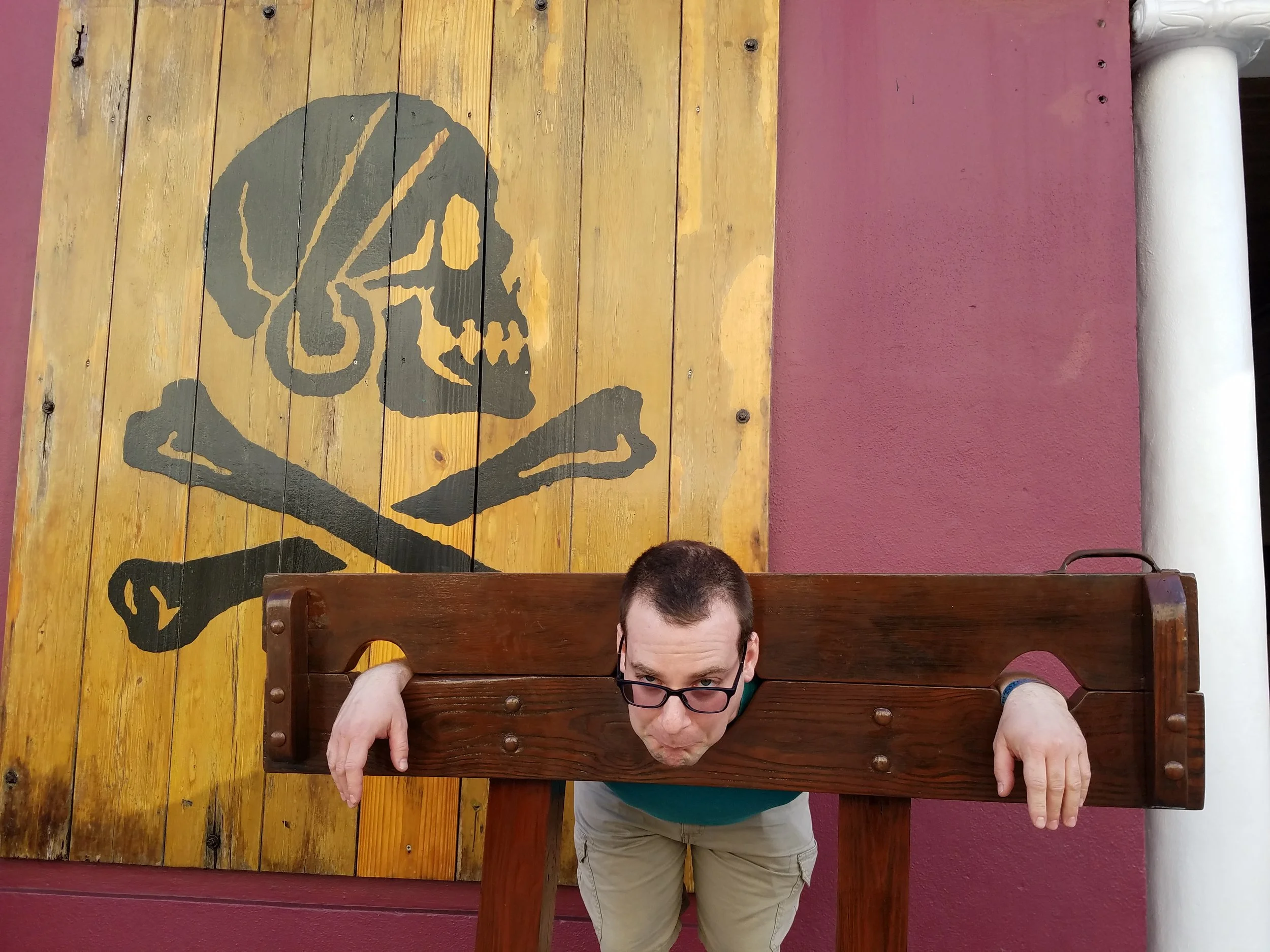 Steve at Pirates museum Bahamas.jpg